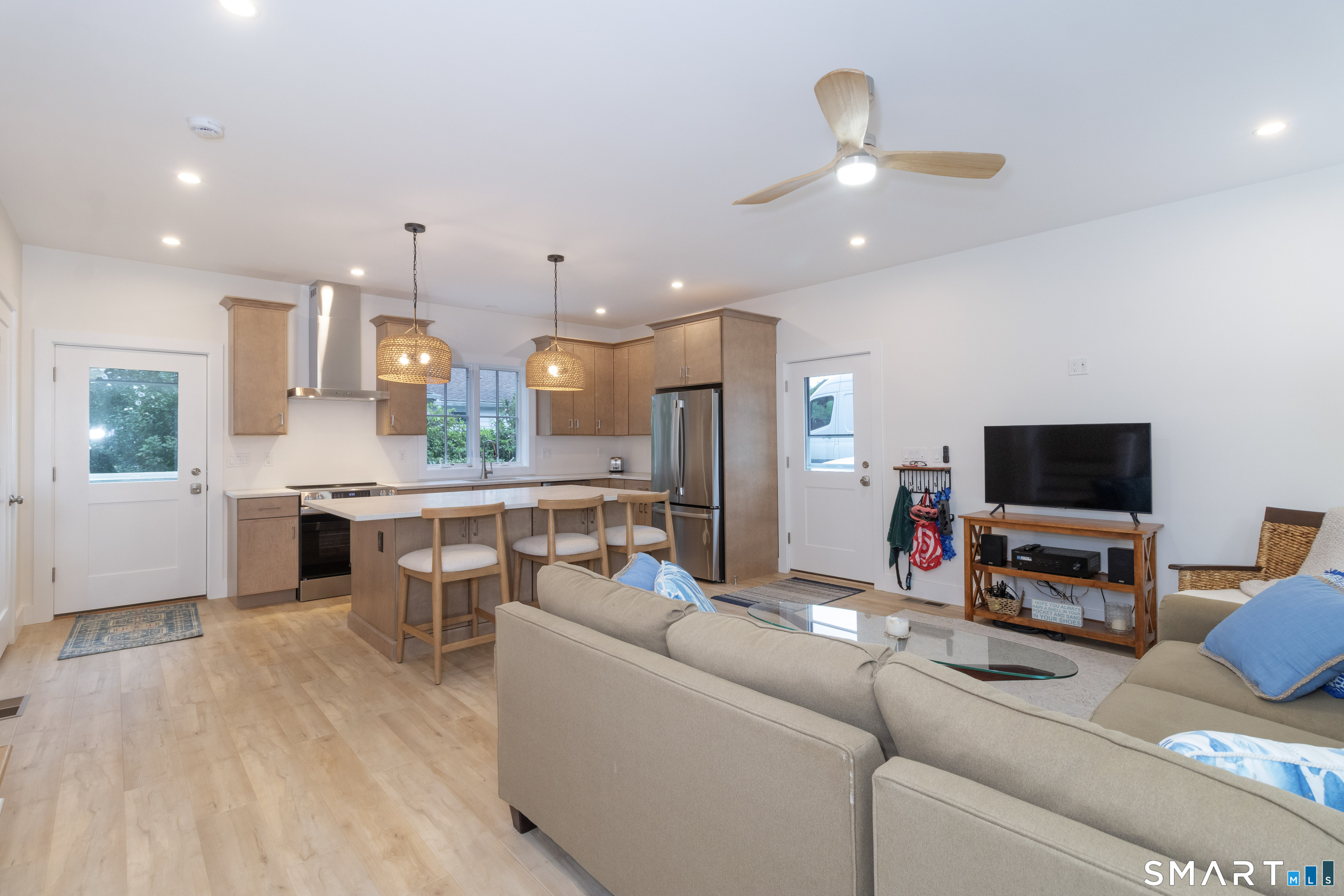77 Reeves Avenue Property Photo 18
