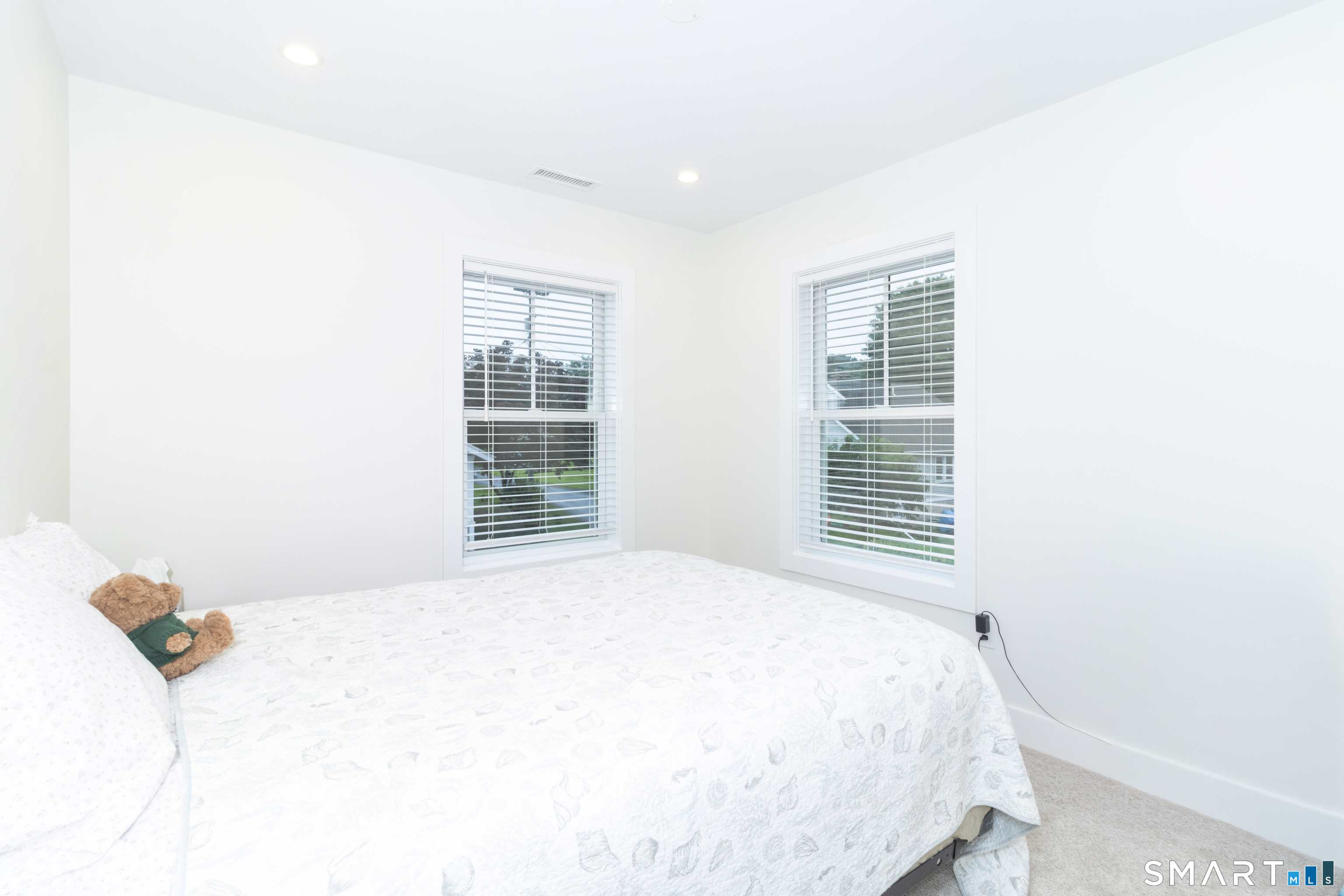 77 Reeves Avenue Property Photo 24