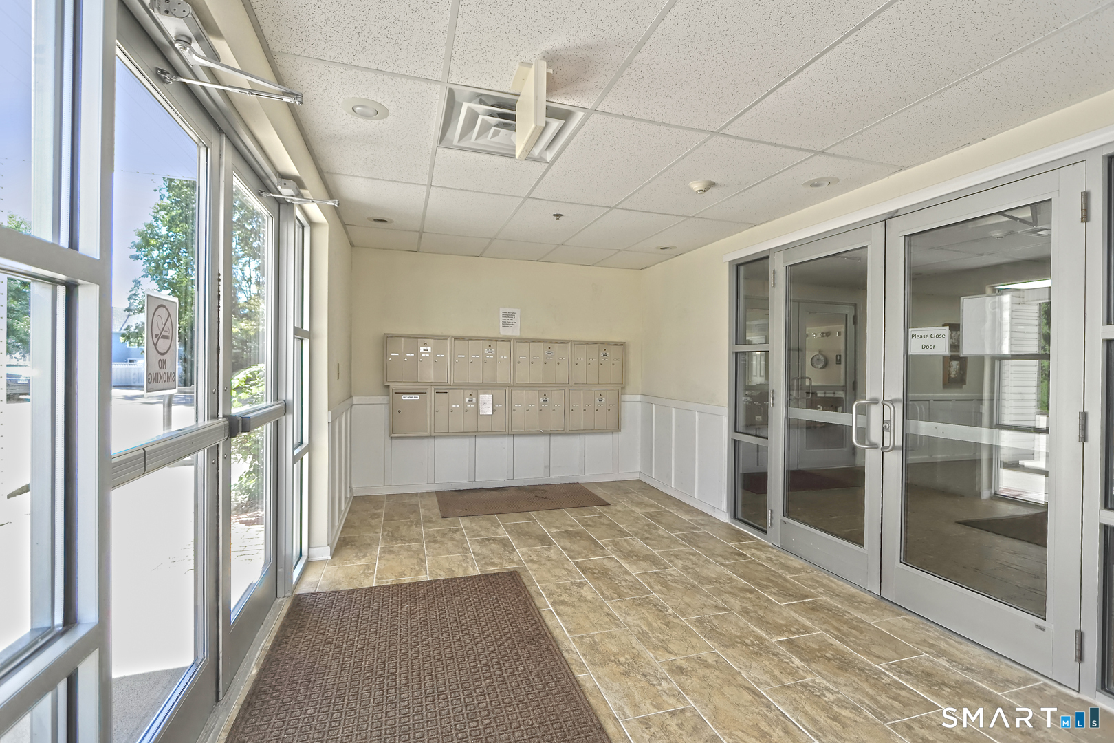 510 First 103 Avenue Property Photo 4