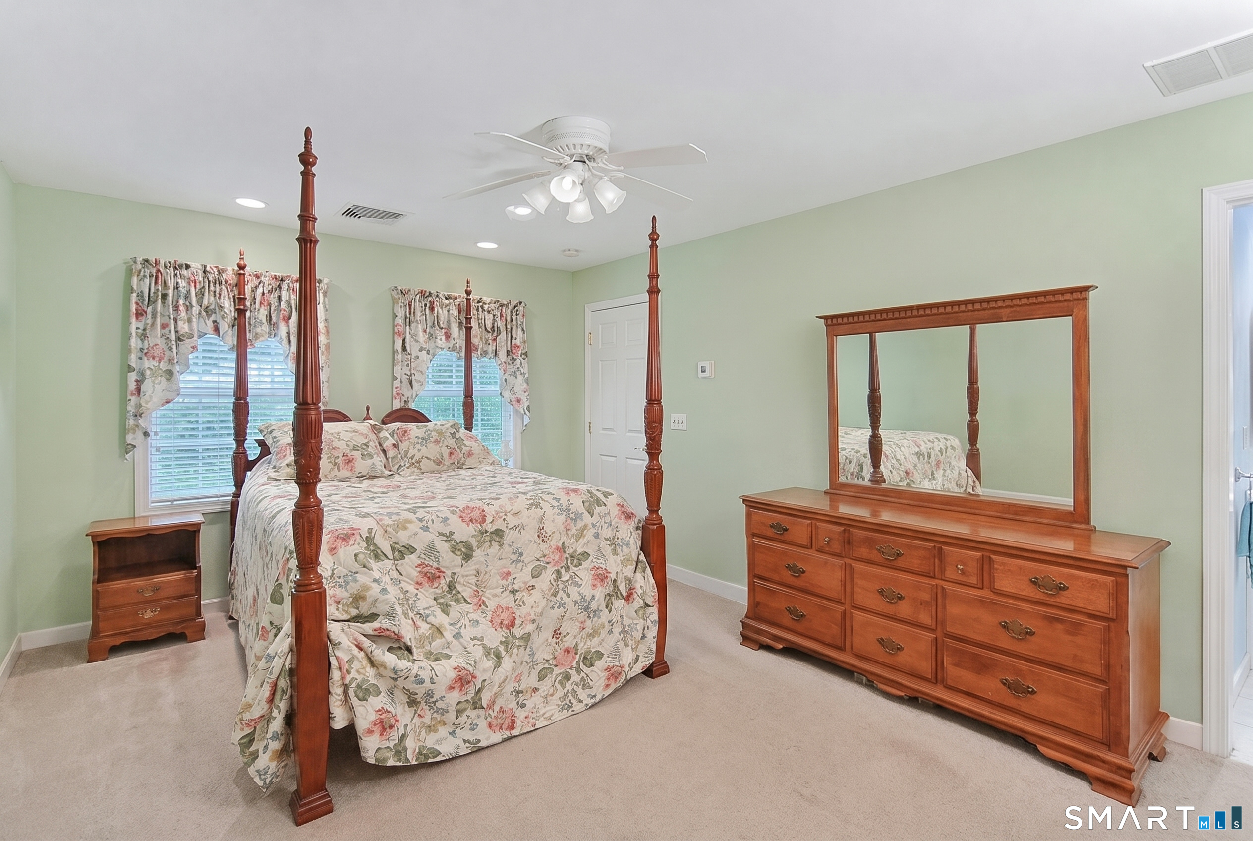 16 Jonathan Drive Property Photo 19