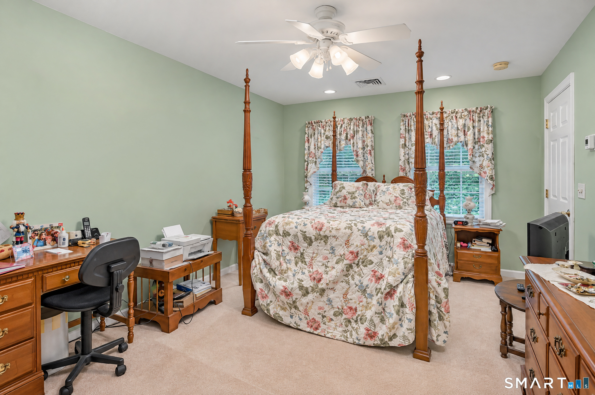 16 Jonathan Drive Property Photo 20
