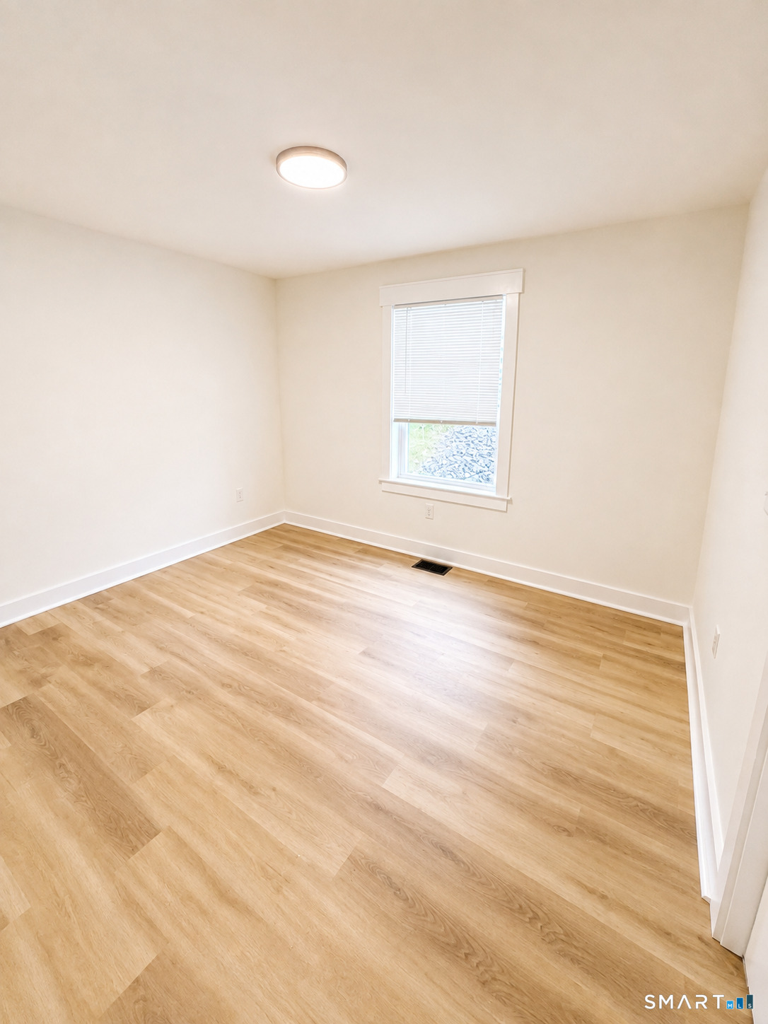 26 Gridley 101 Street Property Photo 12