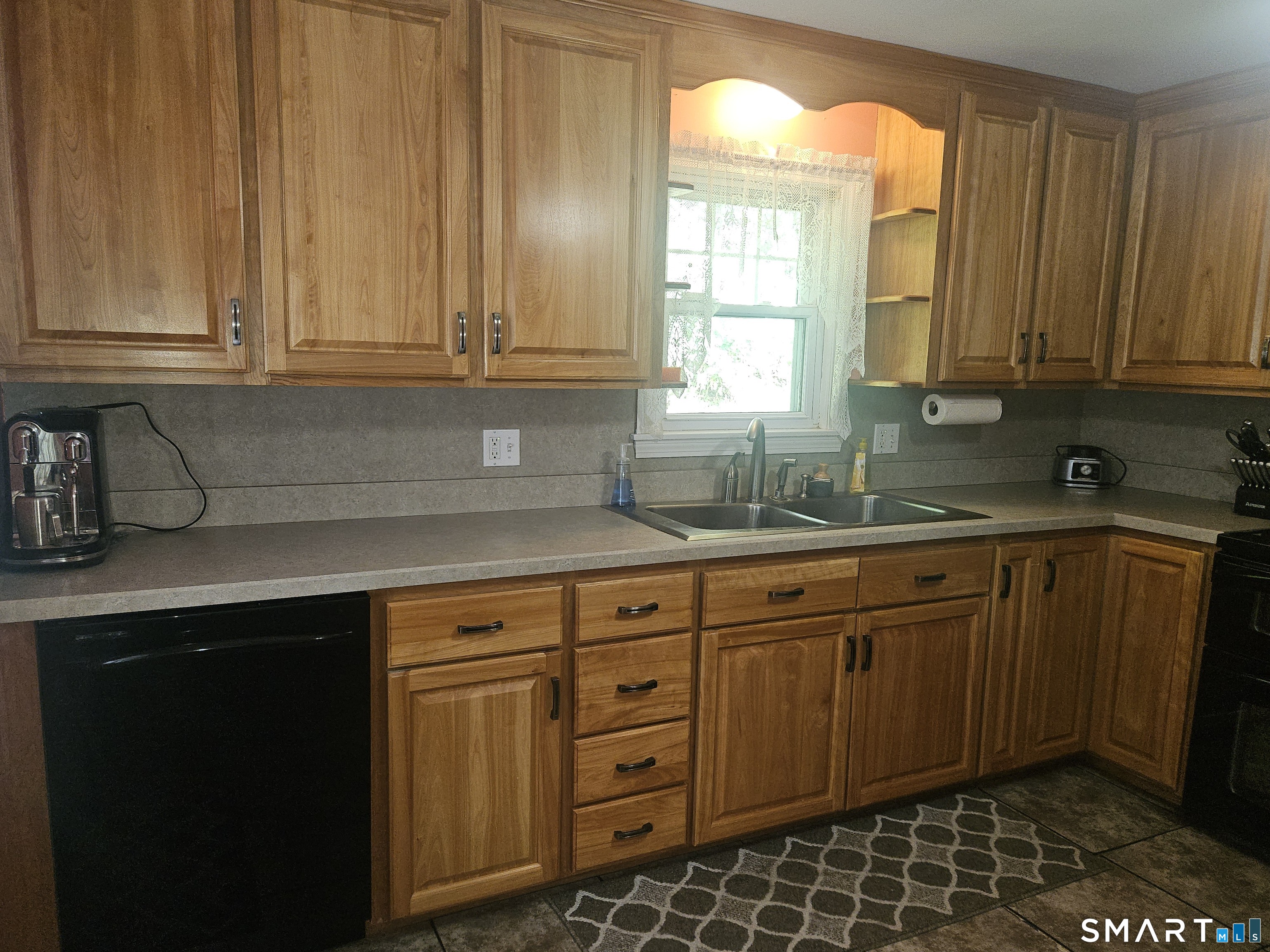 309 Carter Lane Property Photo 7