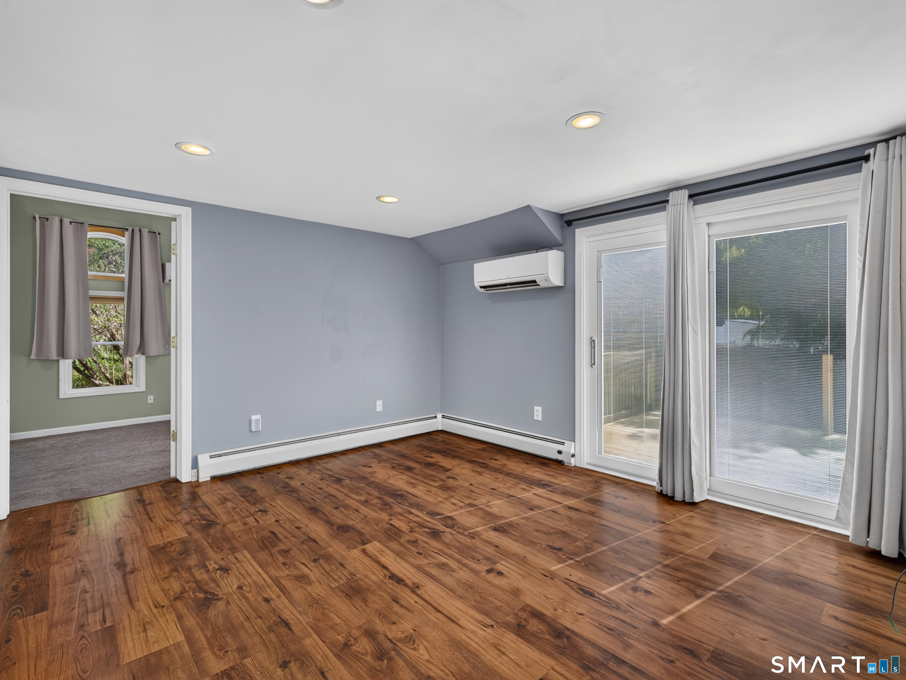 10 Glezen Street Property Photo 21