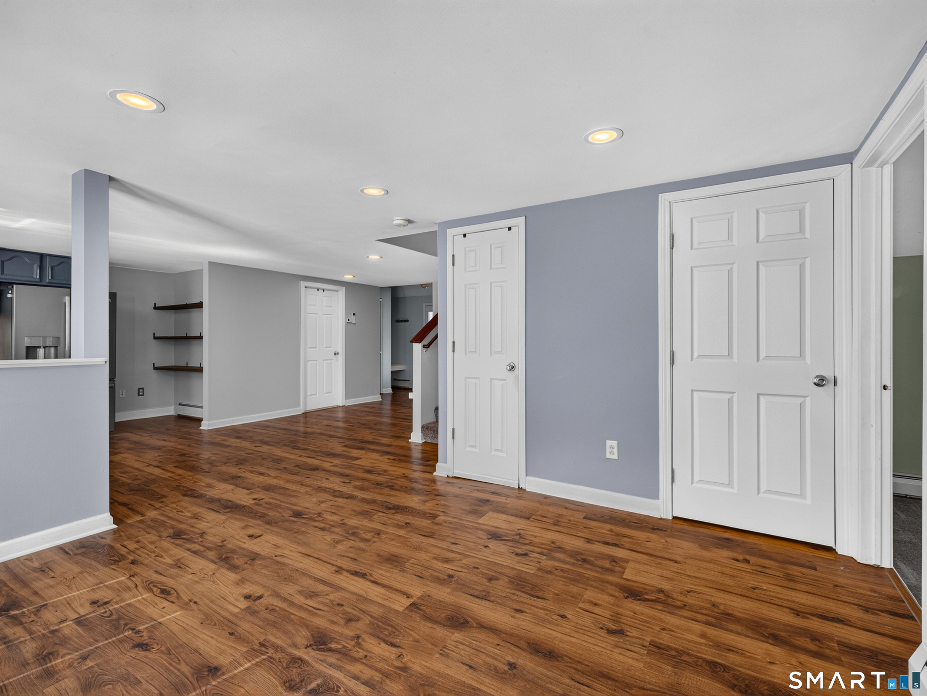 10 Glezen Street Property Photo 22
