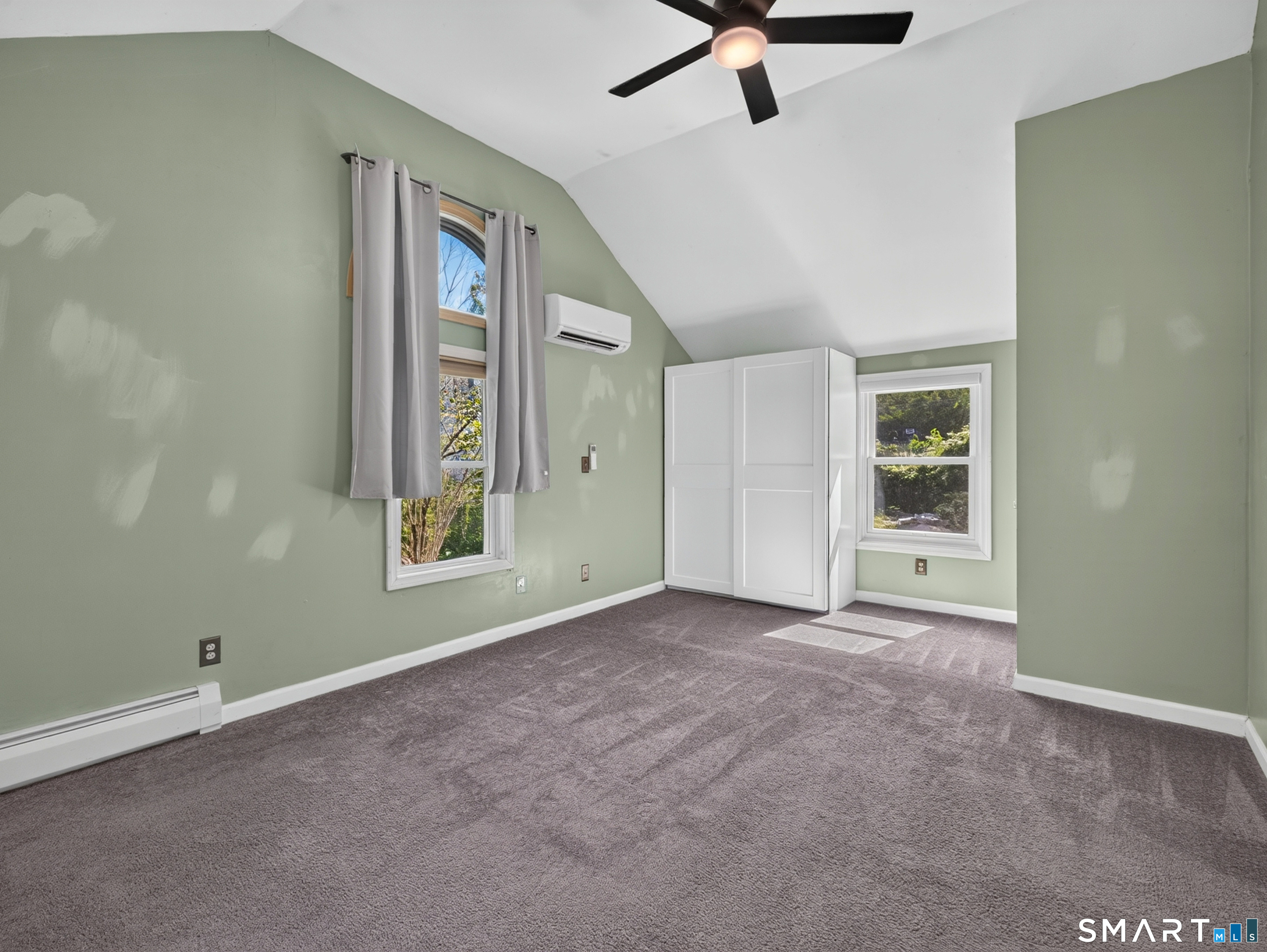 10 Glezen Street Property Photo 24