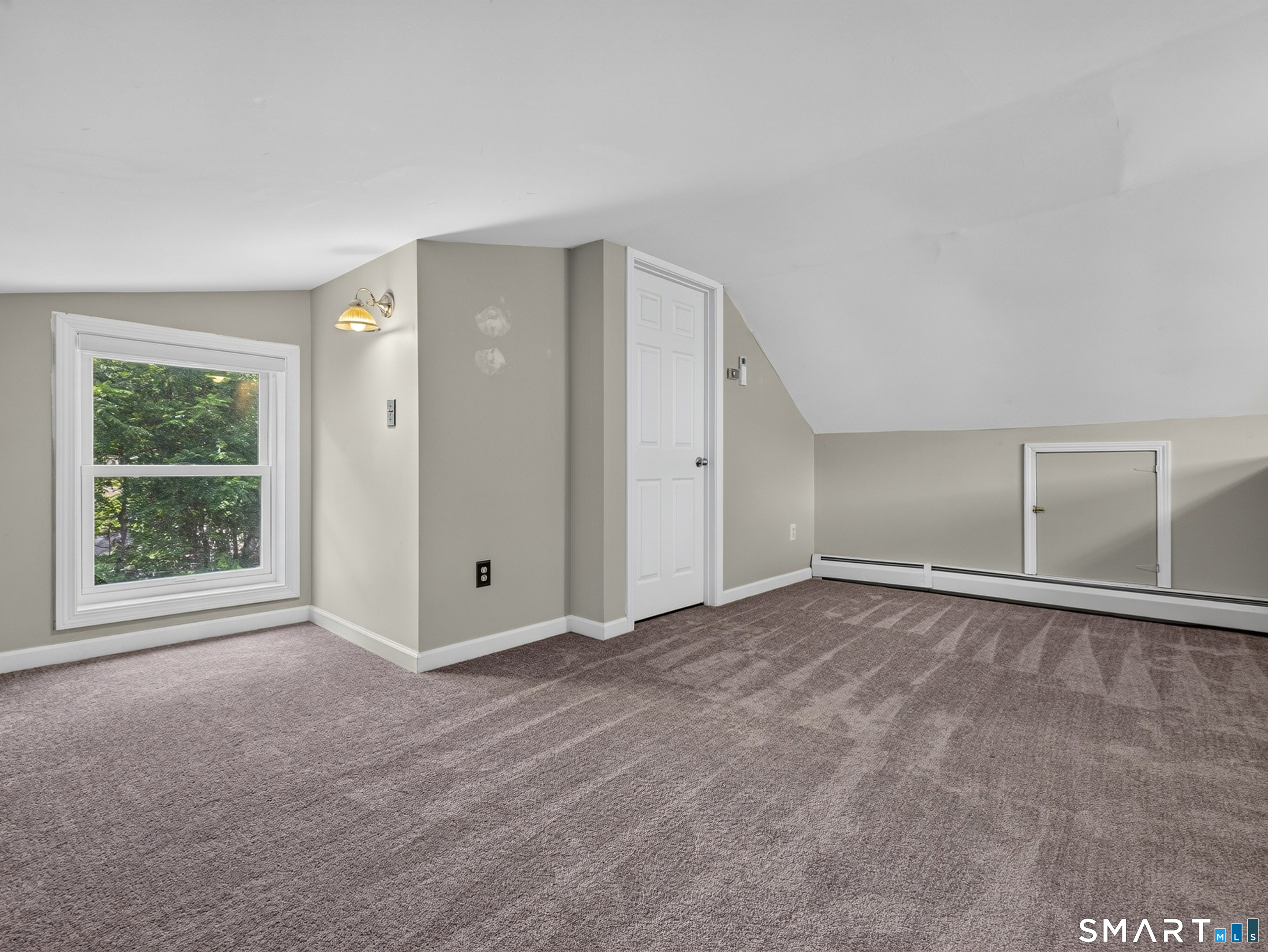 10 Glezen Street Property Photo 27