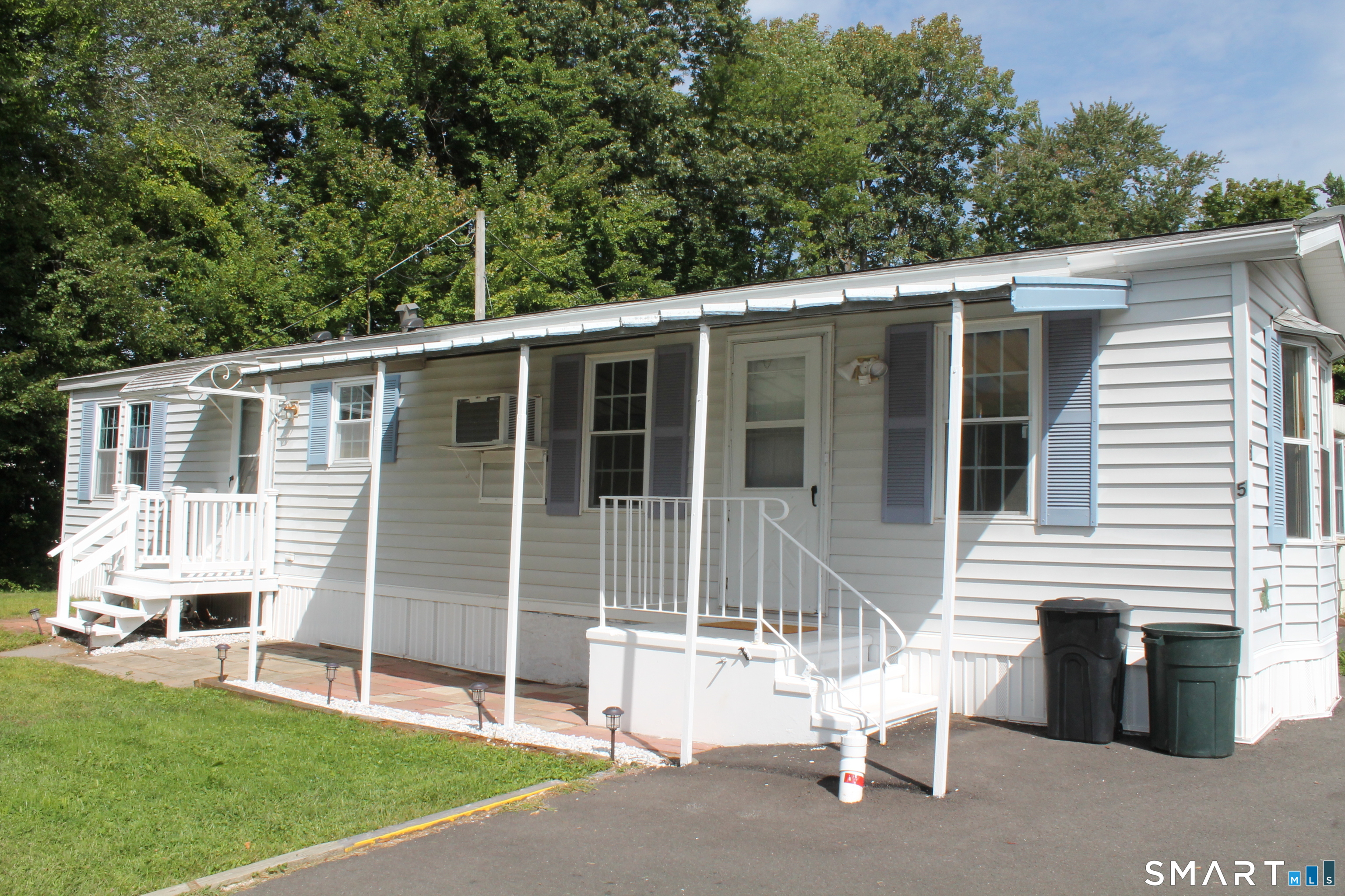 5 North Terrace Property Photo 1