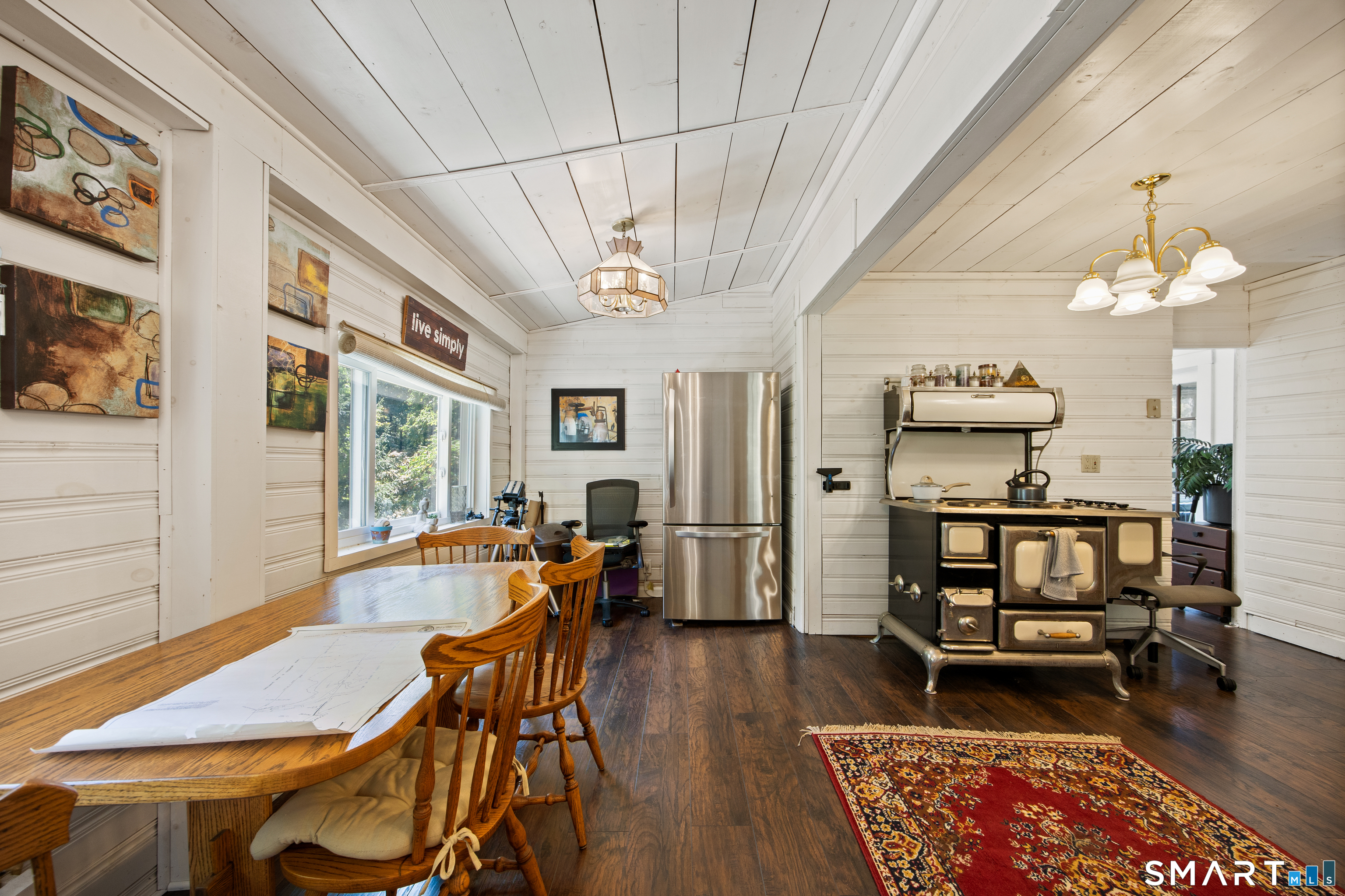 573 Litchfield Road Property Photo 13