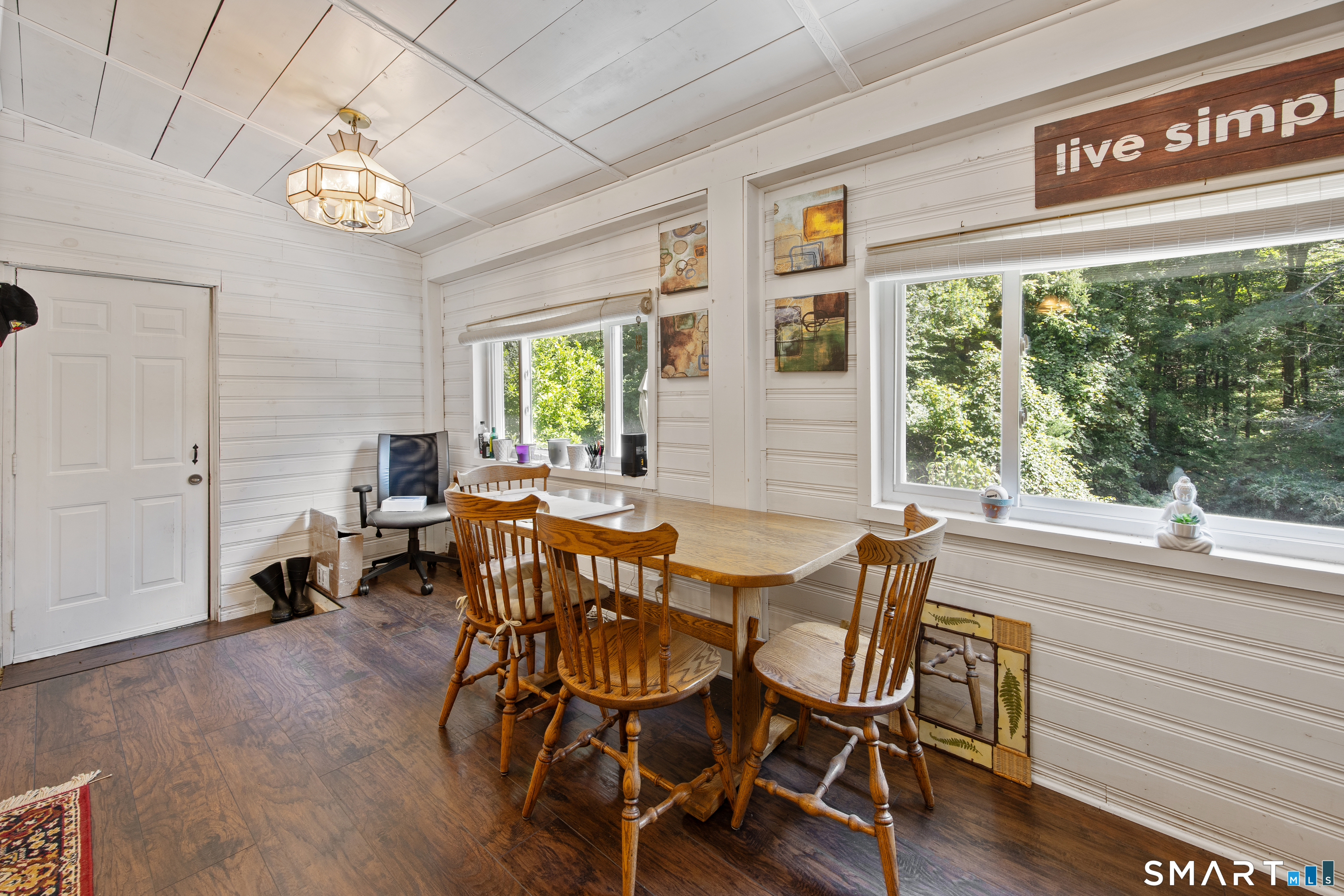 573 Litchfield Road Property Photo 14