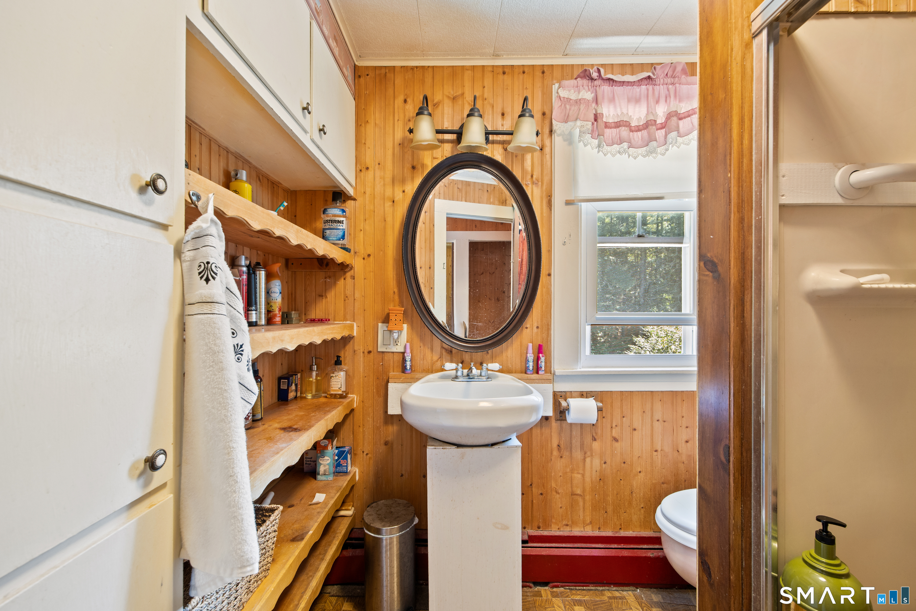 573 Litchfield Road Property Photo 25