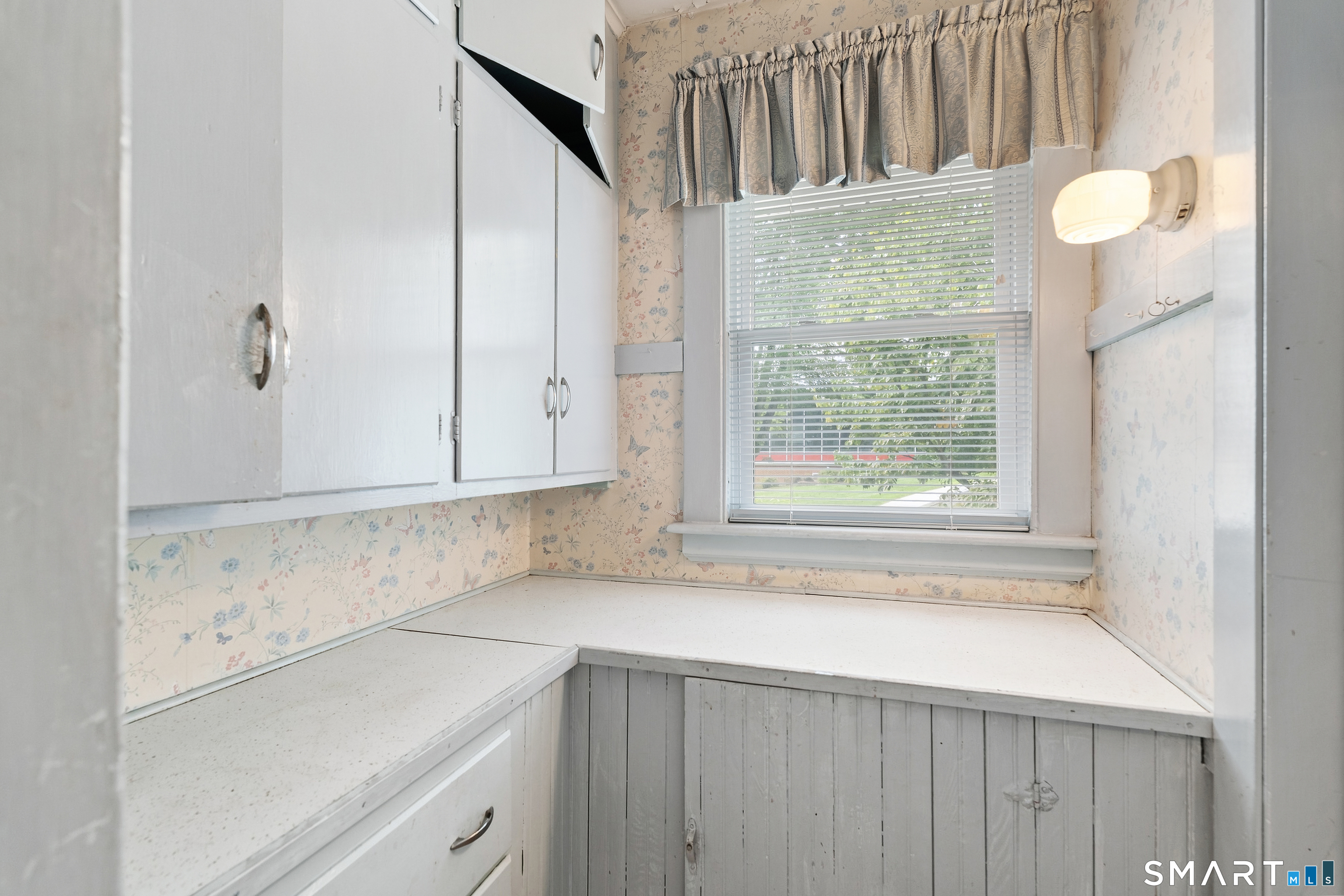 184 Ward Street Property Photo 15