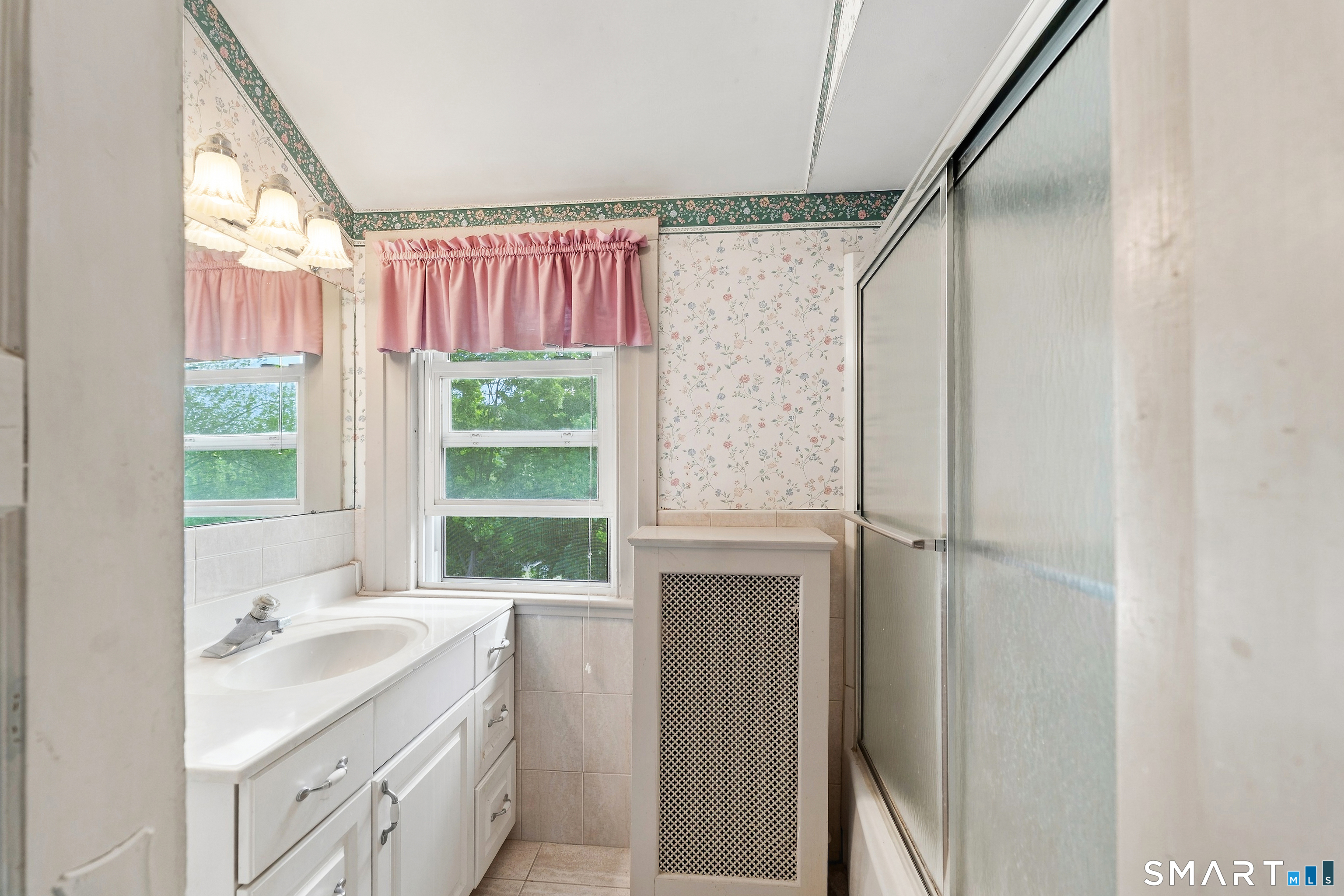 184 Ward Street Property Photo 18