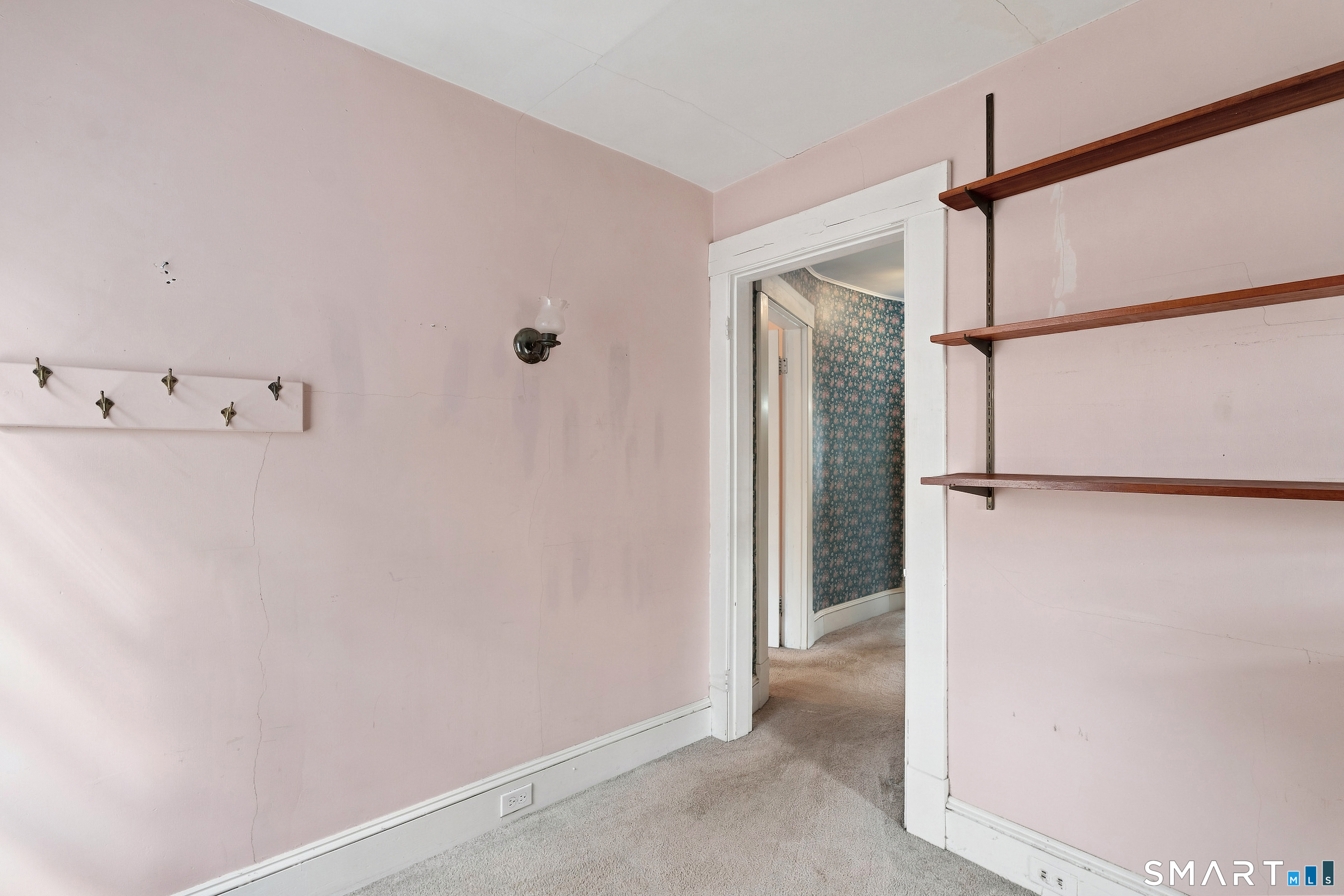 184 Ward Street Property Photo 22