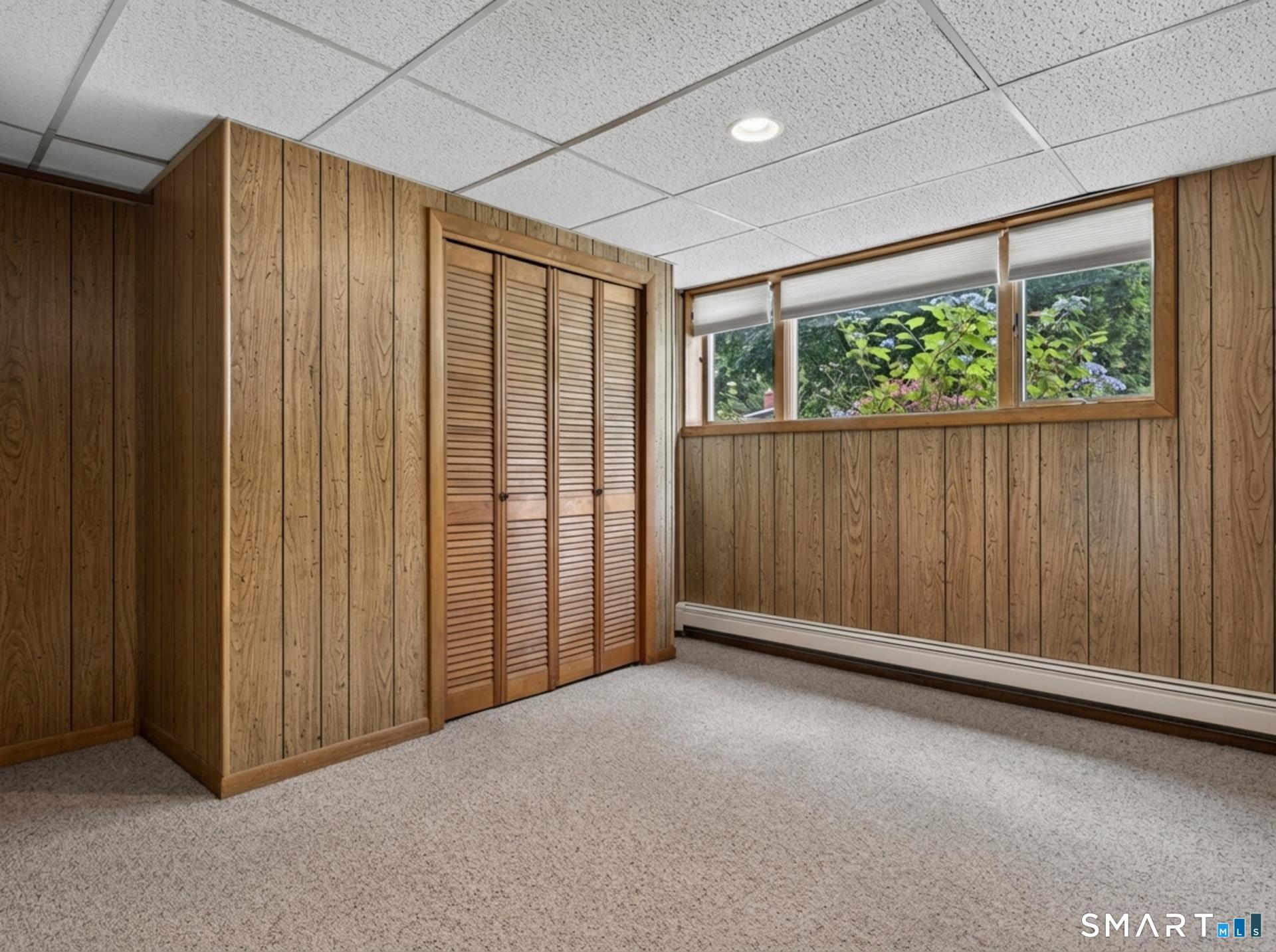 5 Tudor East Court Property Photo 36