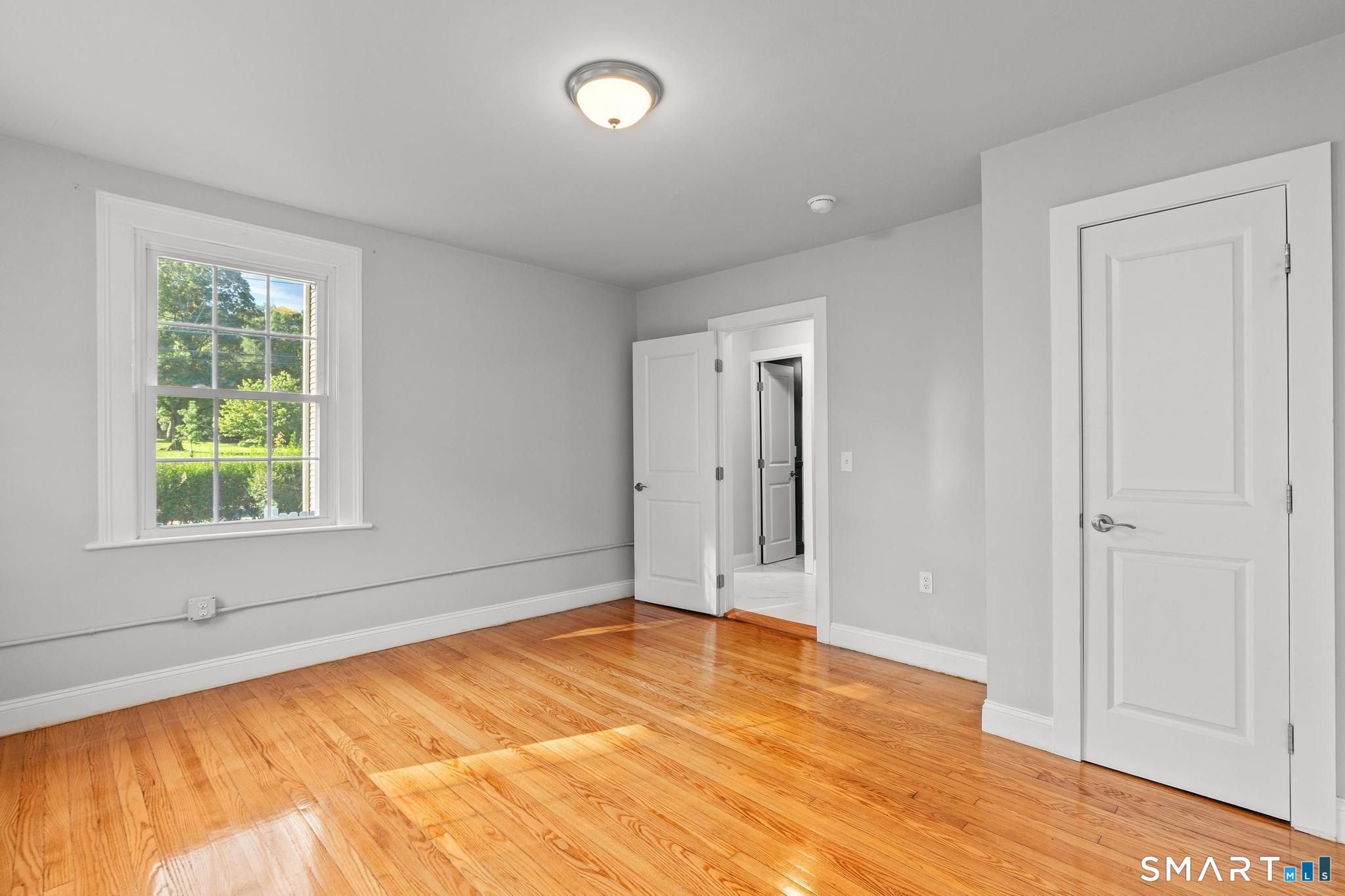 324 Washington Apt. 1 Street Property Photo 13