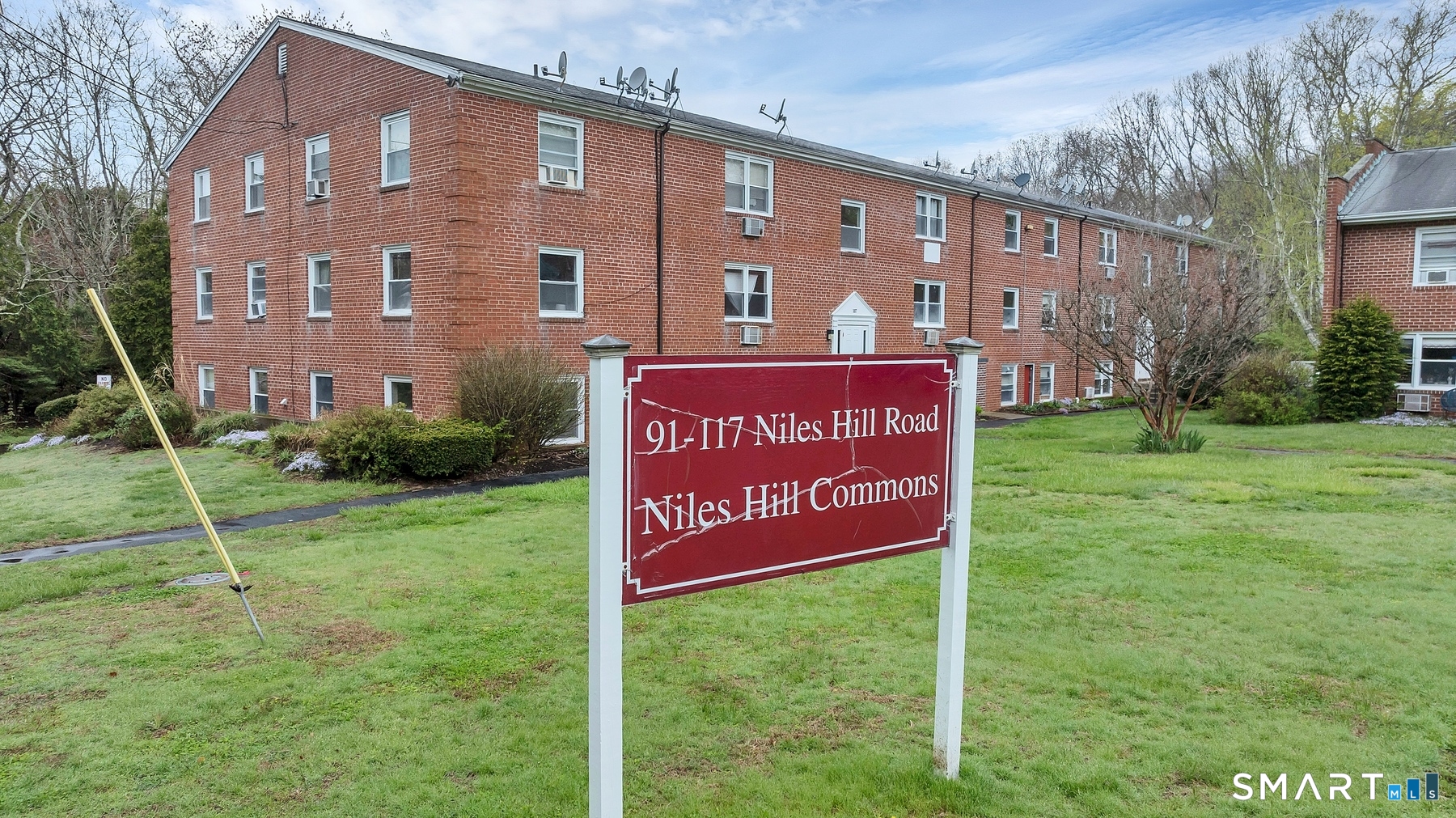 111 Niles Hill E Road Property Photo 2