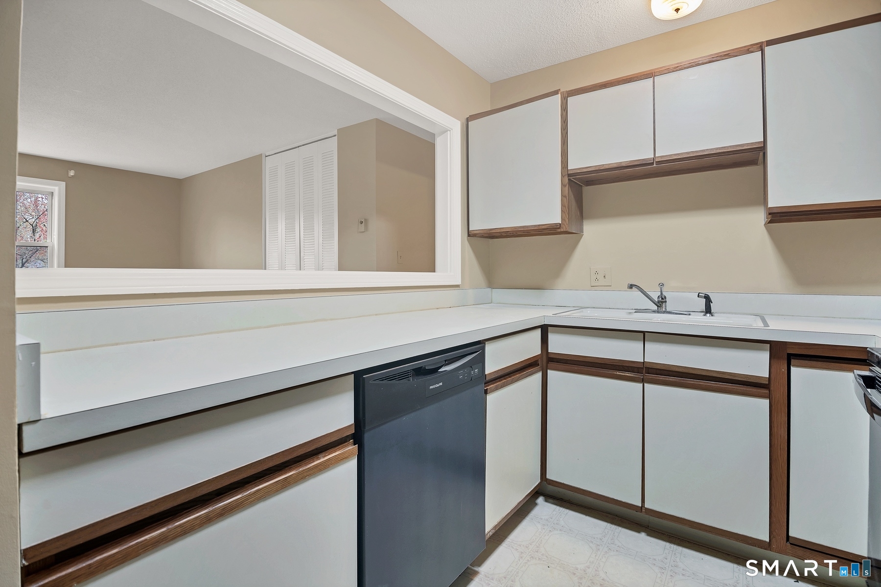 111 Niles Hill E Road Property Photo 13