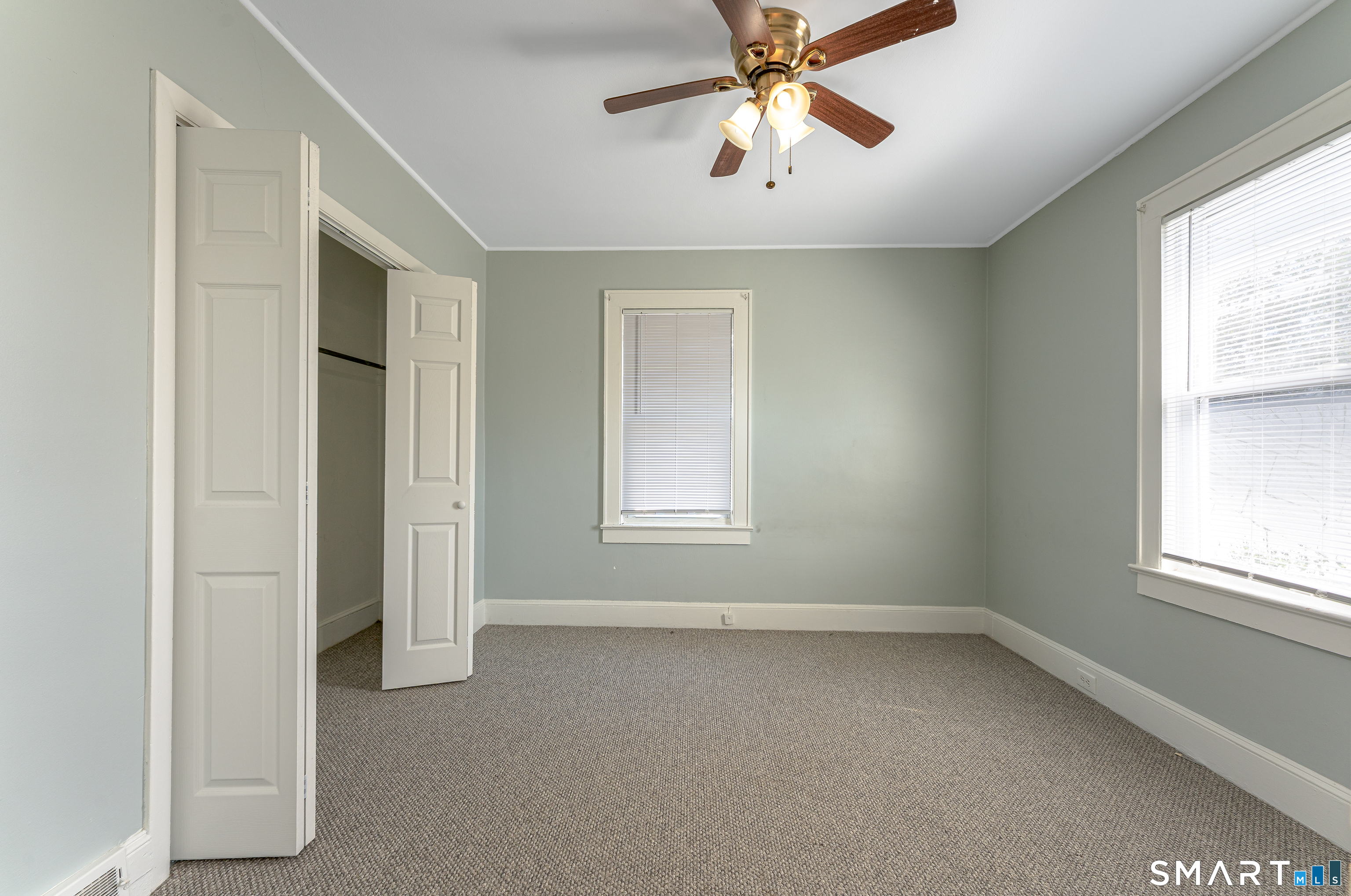 176 Thompson Street Property Photo 11