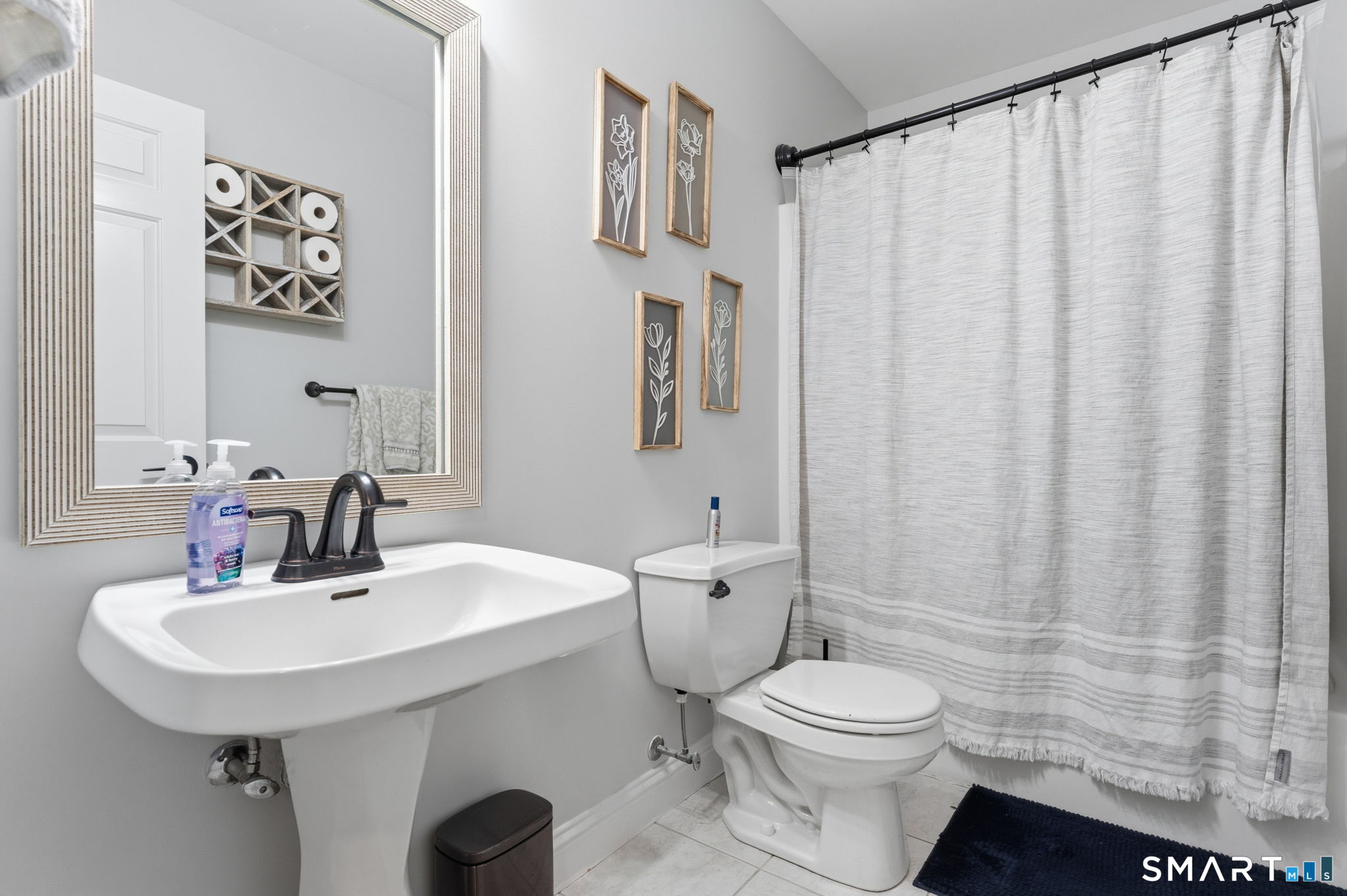 27 Giovanni Drive Property Photo 20