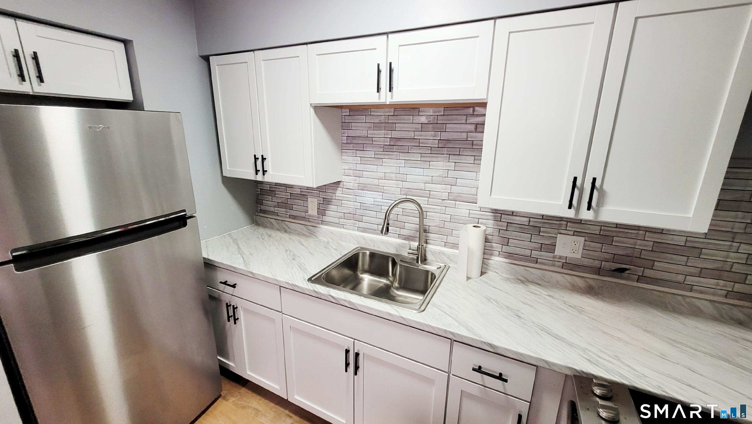 21 Third 5b Street Property Photo 6
