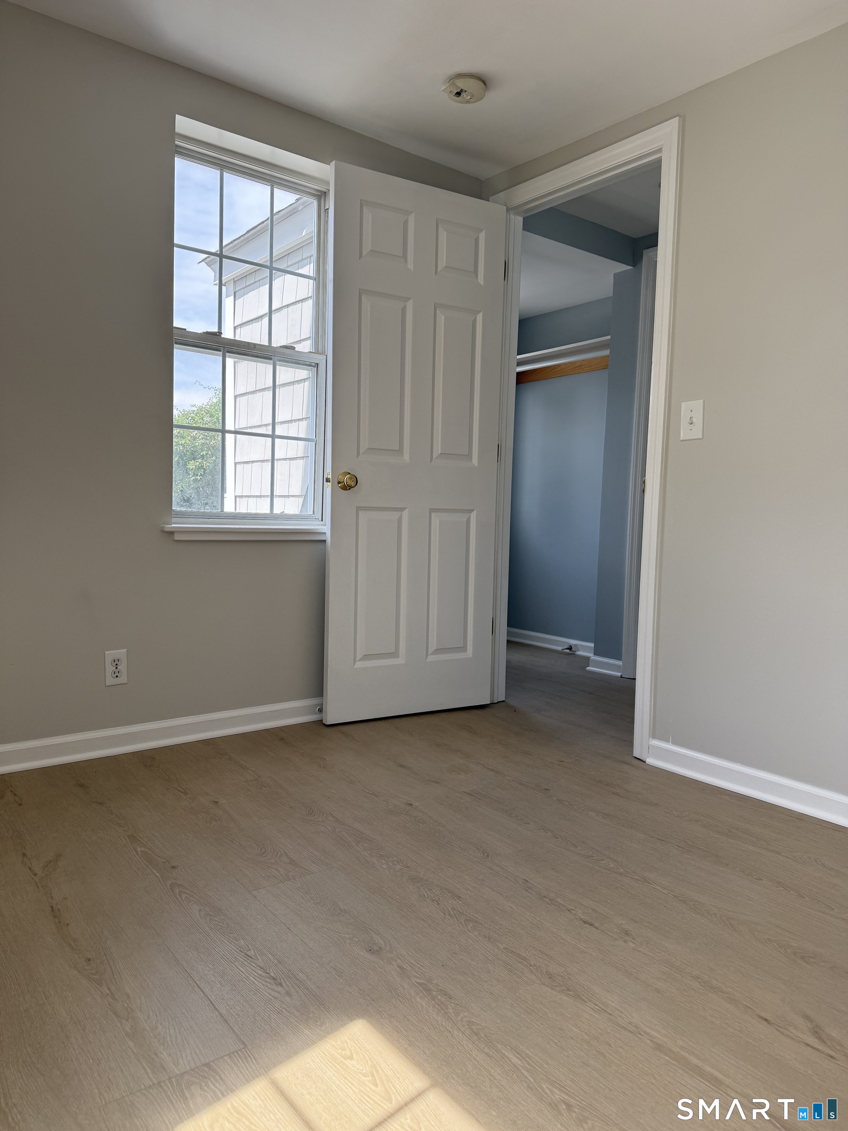 284 Linwood Avenue Property Photo 7