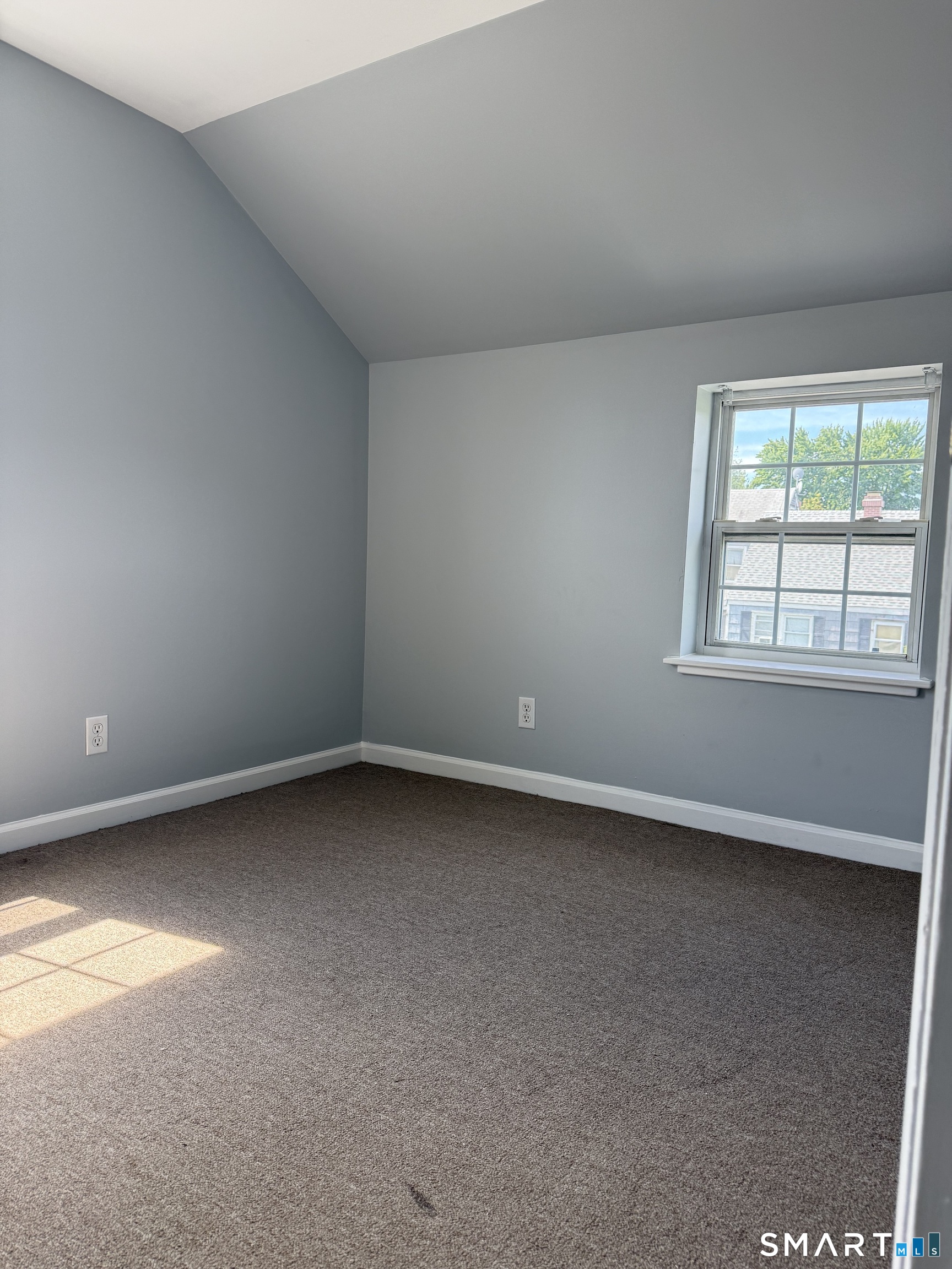 284 Linwood Avenue Property Photo 18