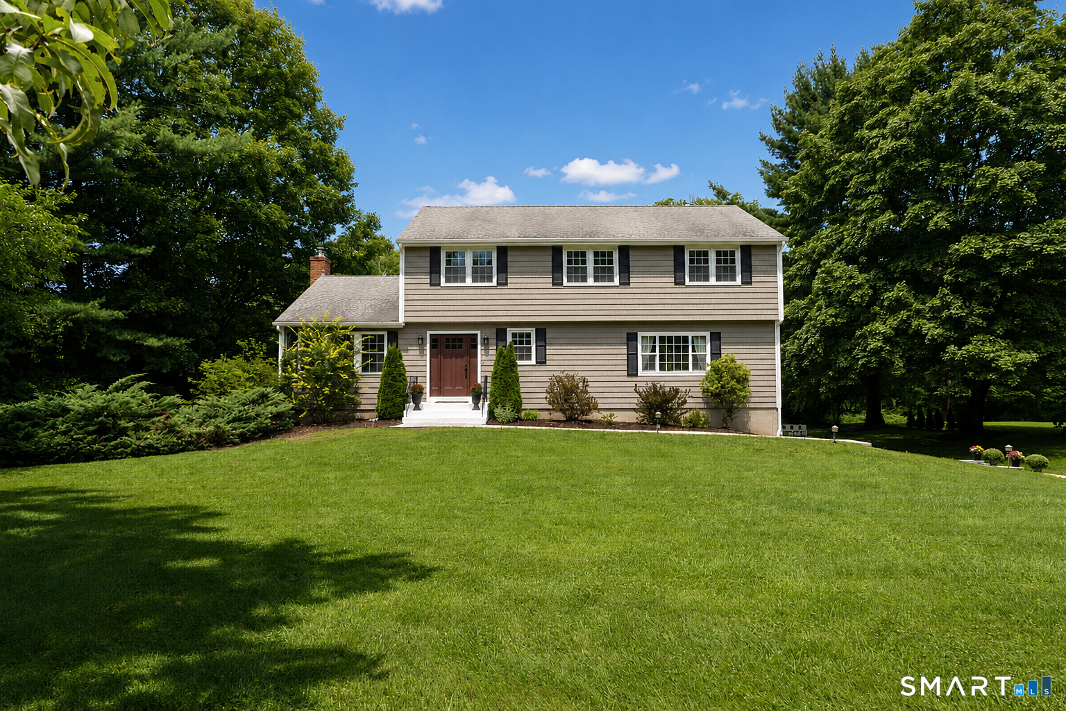 25 Watson Drive Property Photo 1