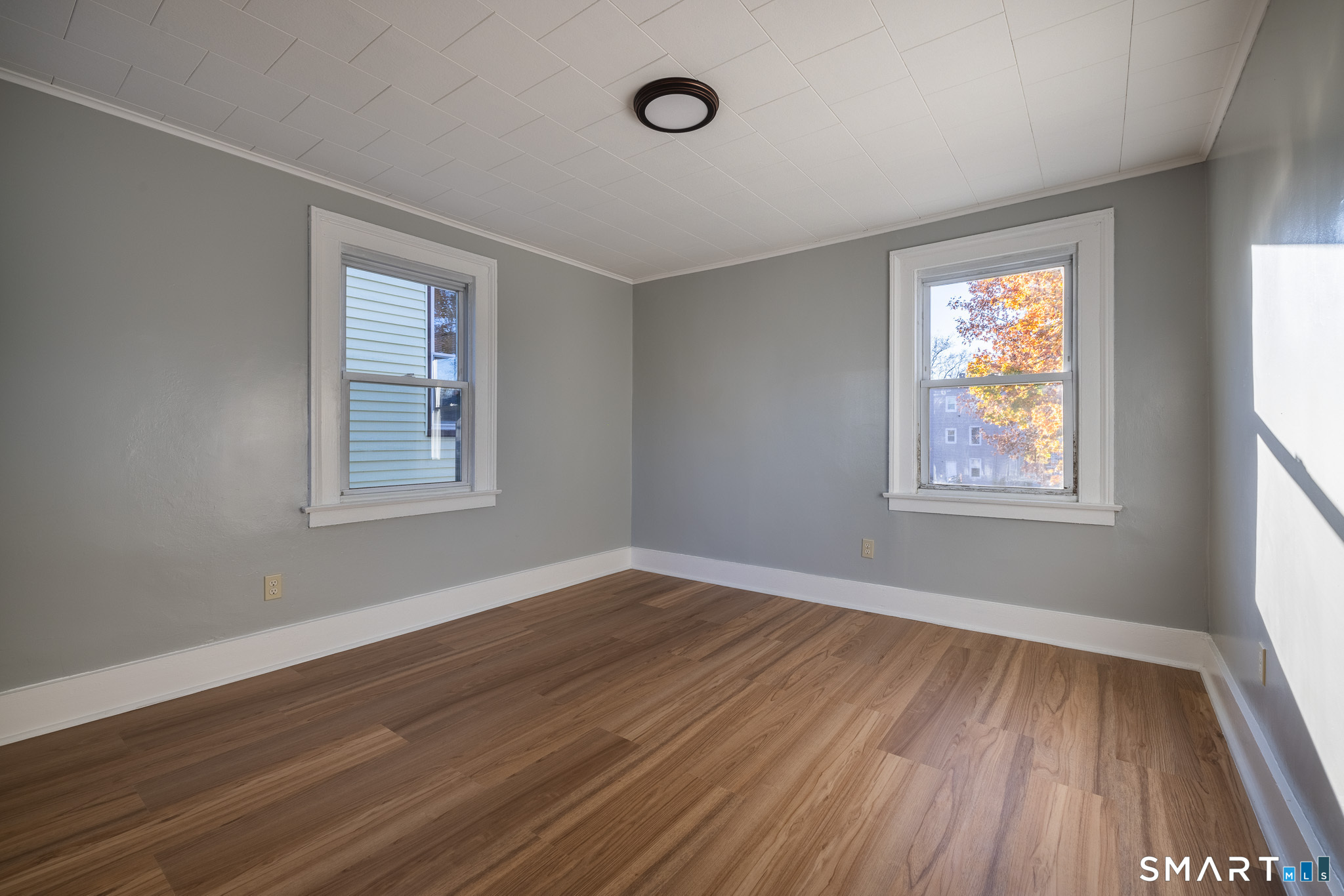 216 Howard Avenue Property Photo 13