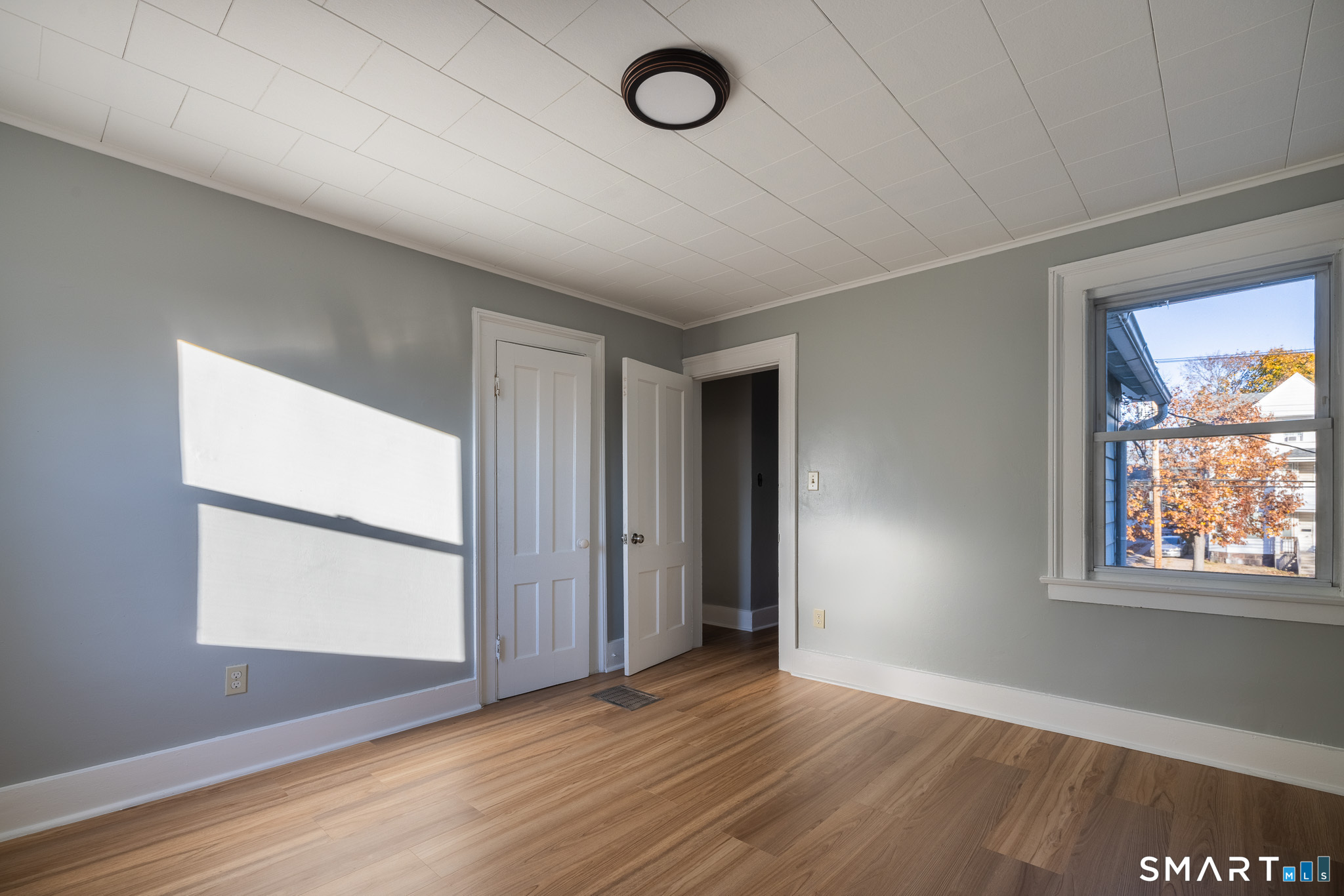 216 Howard Avenue Property Photo 15