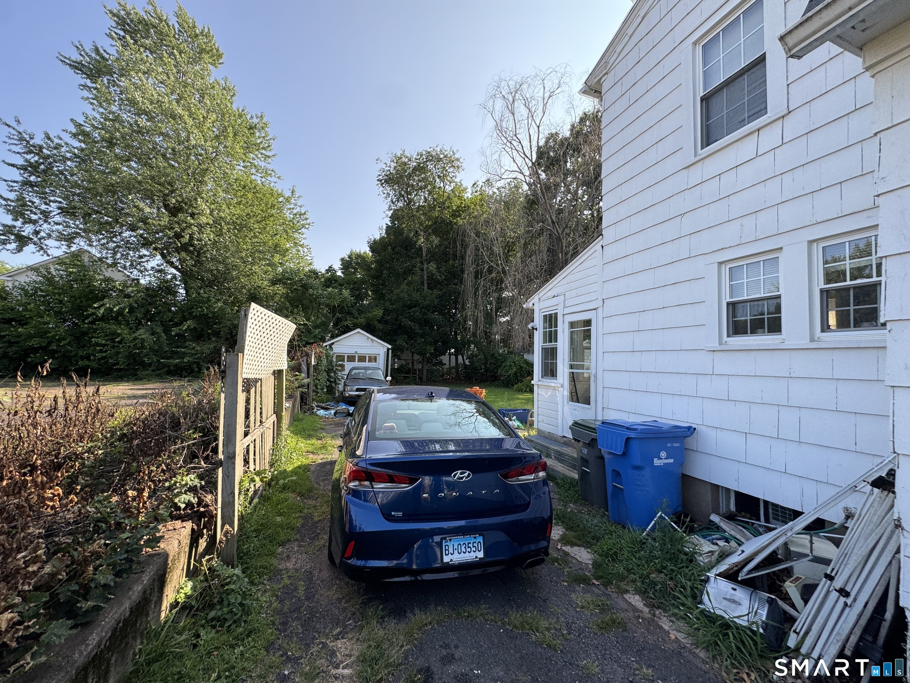 506 Center Street Property Photo 2