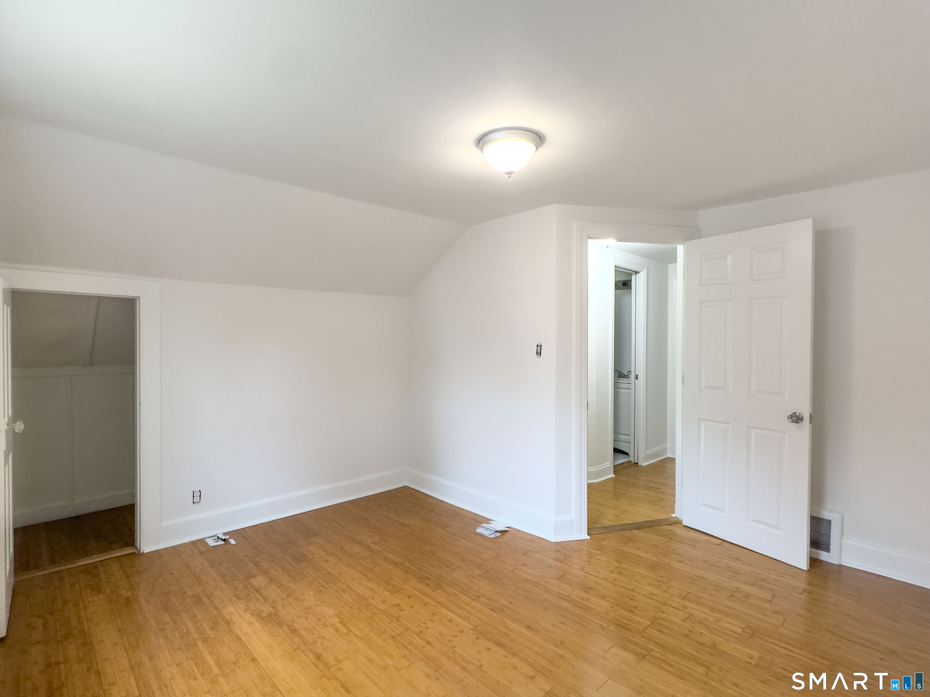 44 Quinsigamond Avenue Property Photo 9