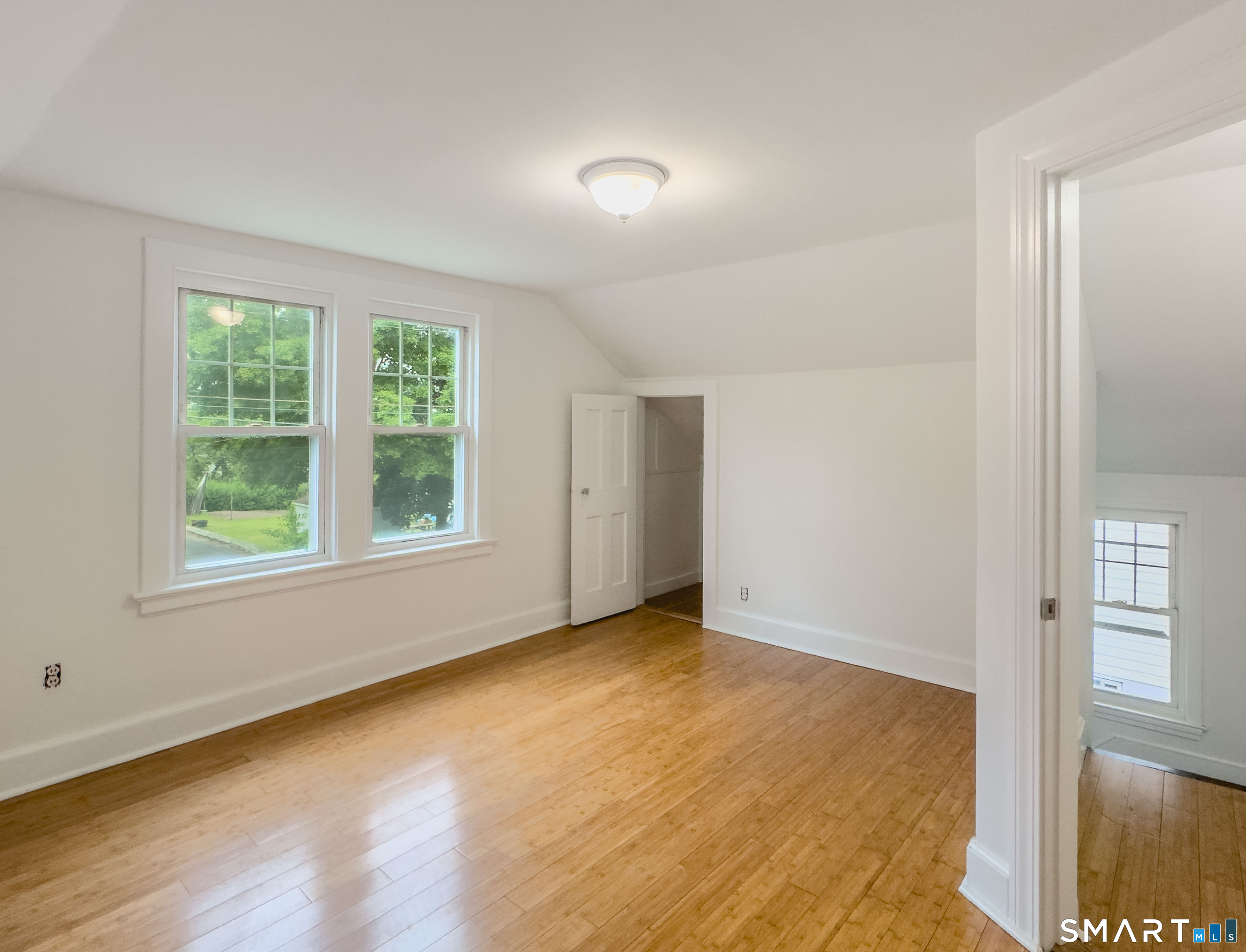 44 Quinsigamond Avenue Property Photo 10