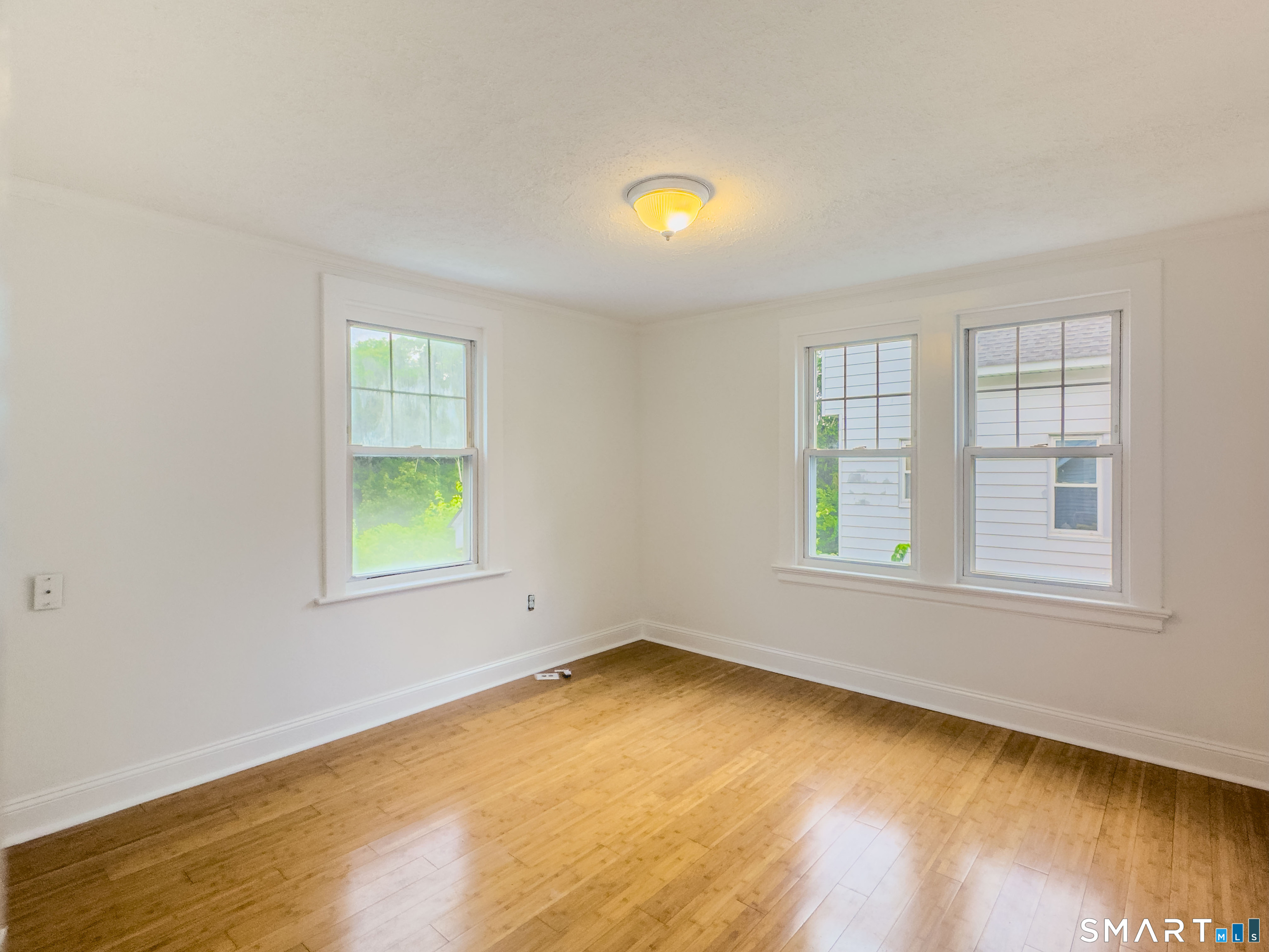 44 Quinsigamond Avenue Property Photo 13