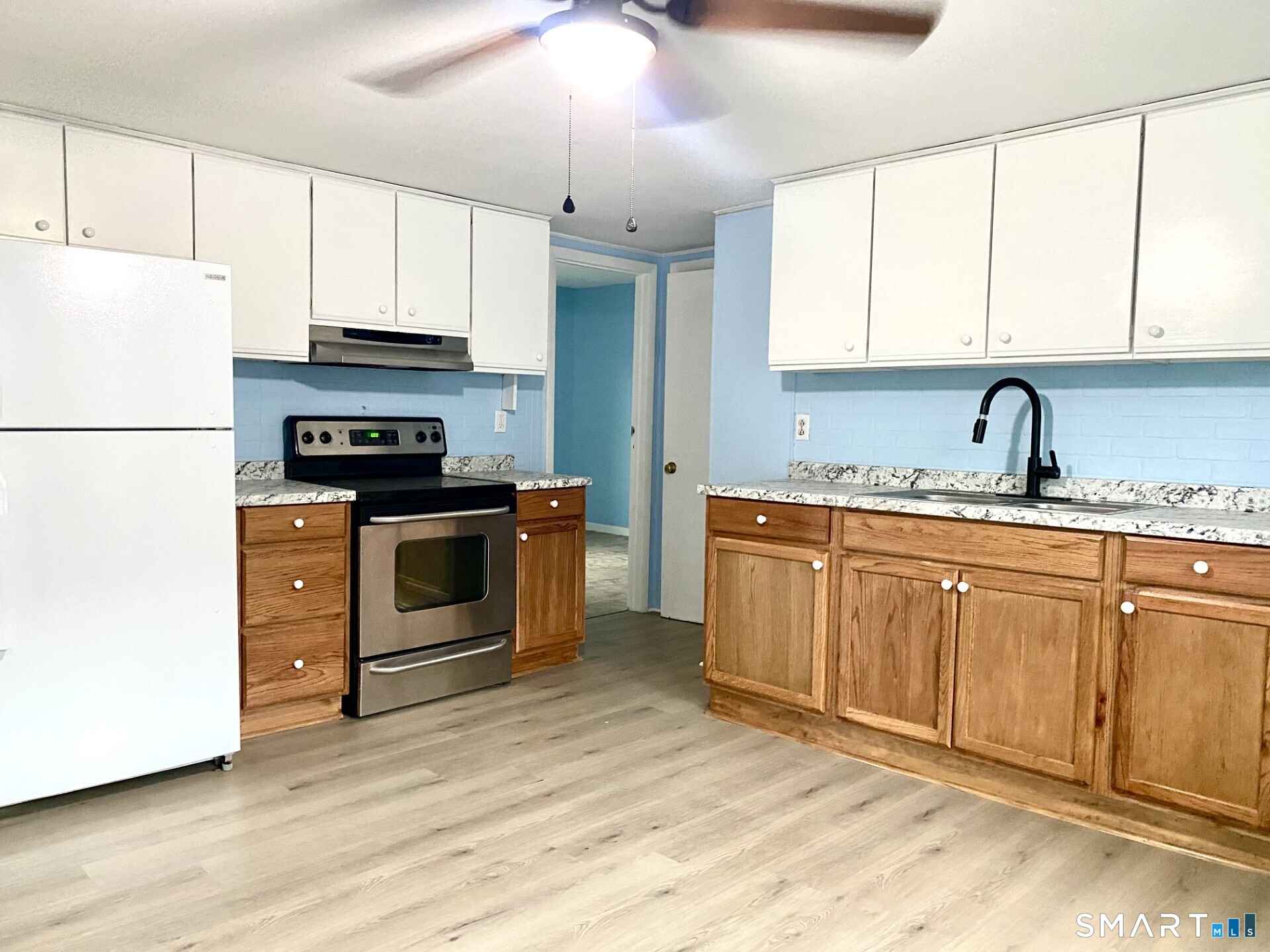 24 Rocky Hill Avenue Property Photo 2