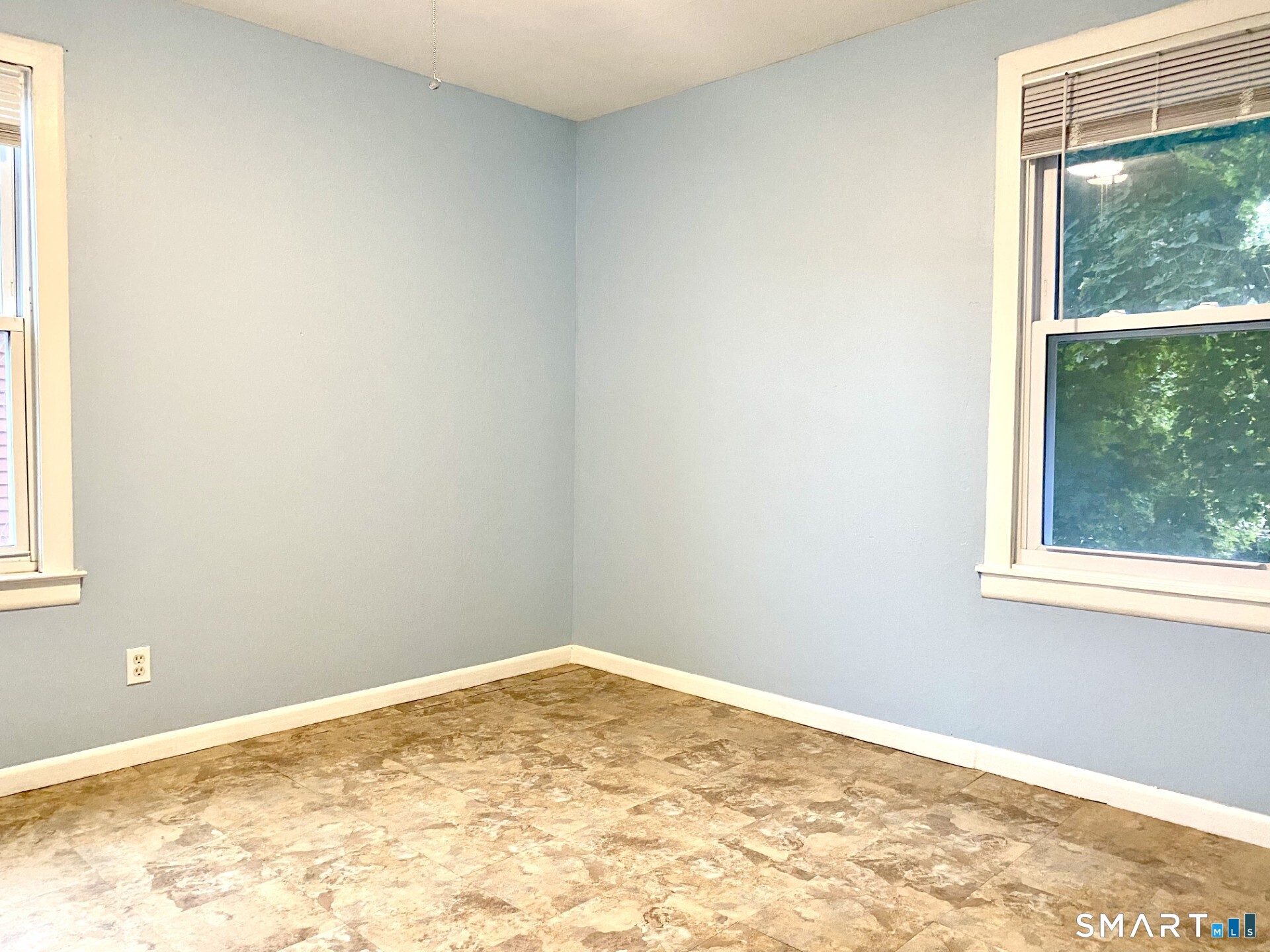 24 Rocky Hill Avenue Property Photo 5