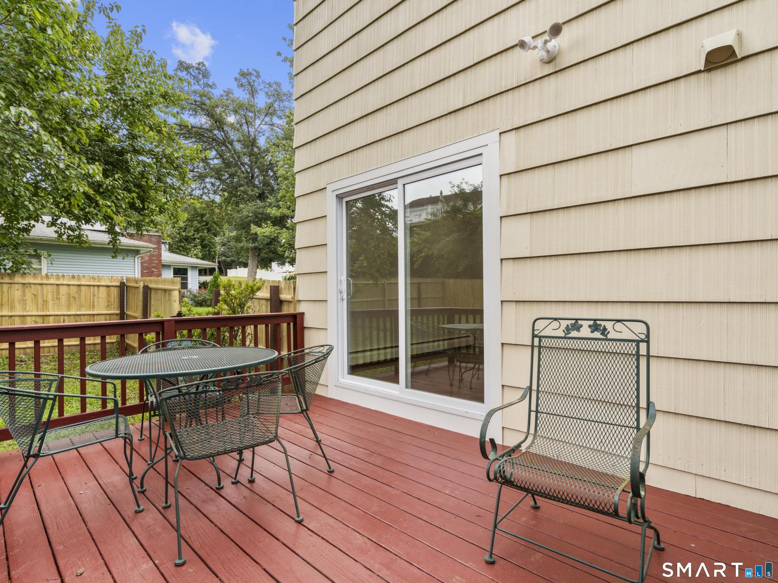 341 Lounsbury Street Property Photo 35