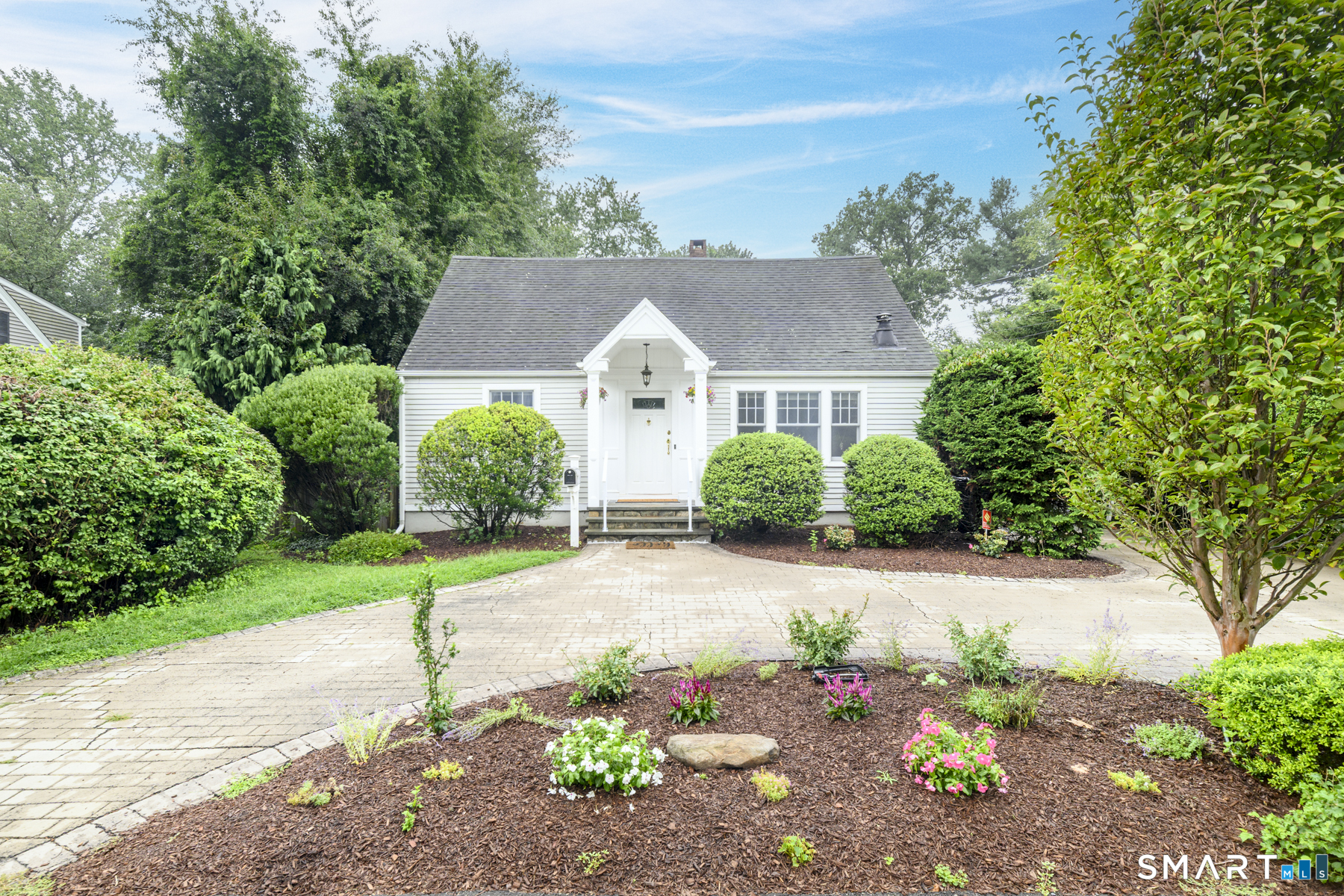 271 Jeniford Road Property Photo 1