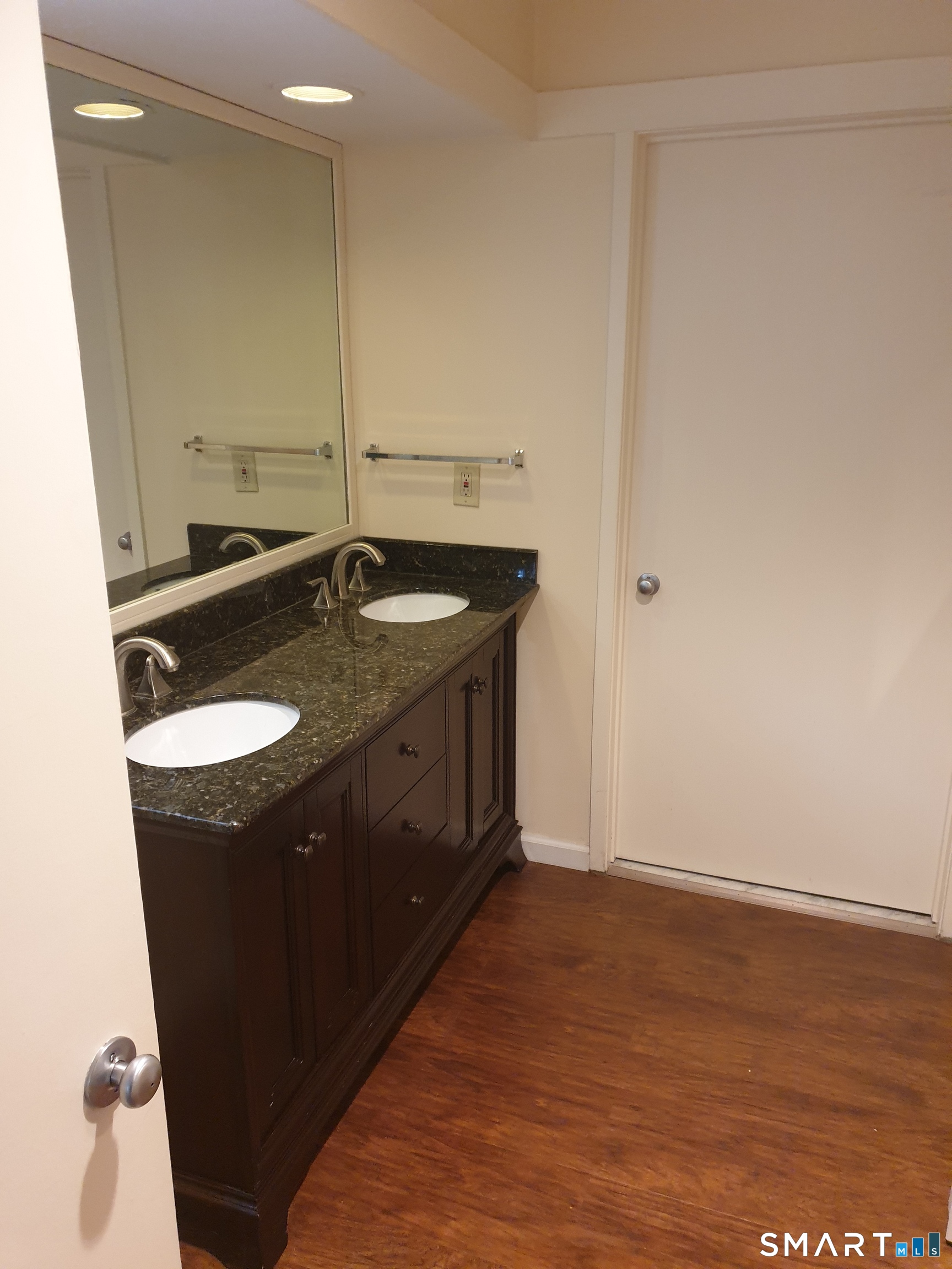 620 Heritage B Village Property Photo 25