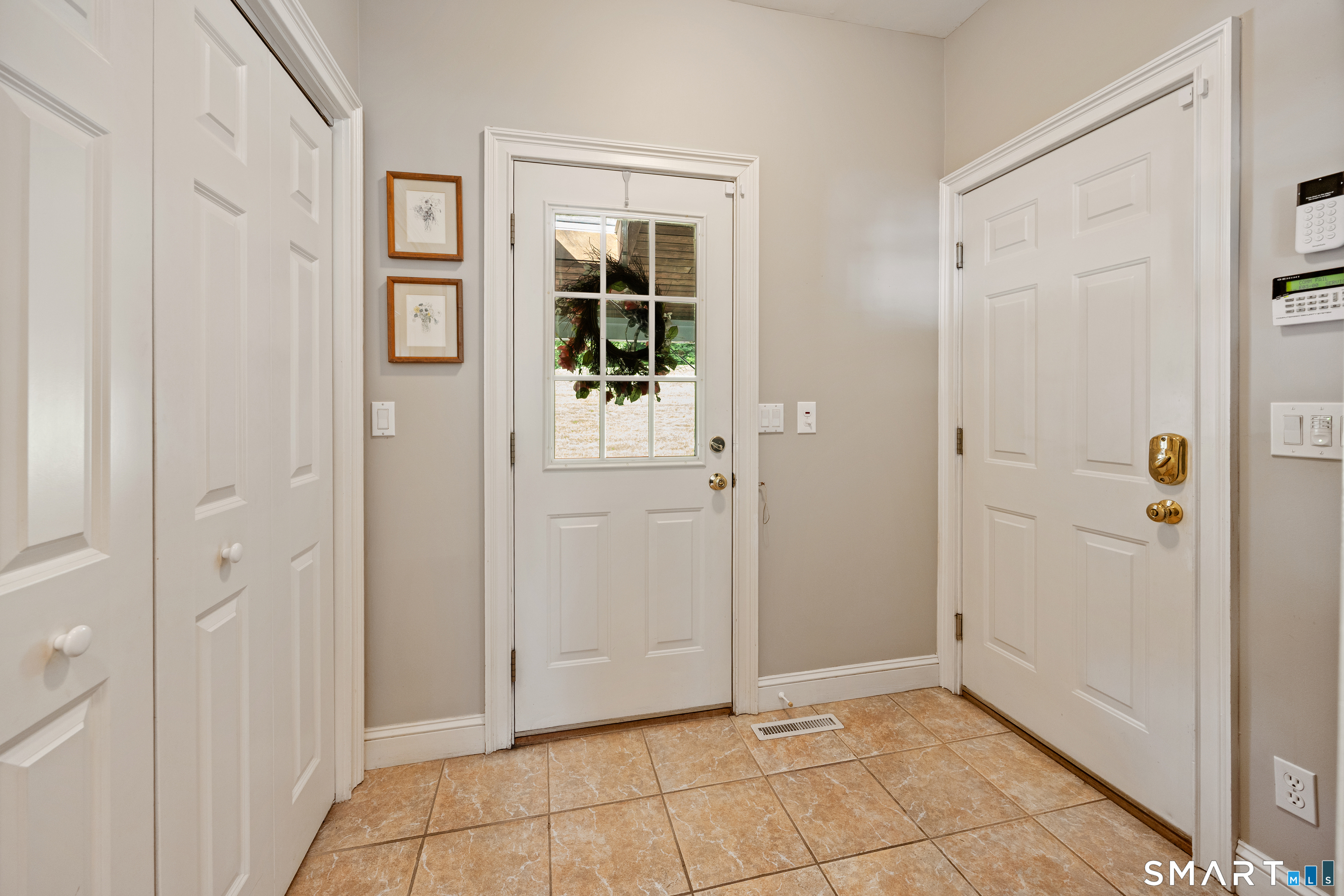 325 Westwood Road Property Photo 17