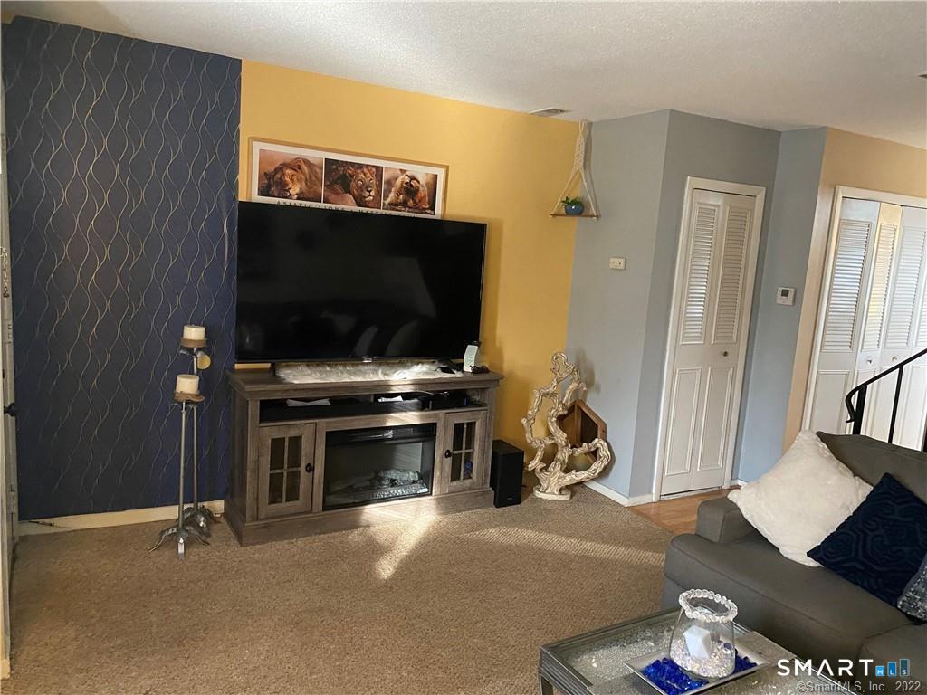 1645 Quinnipiac 5 Avenue Property Photo 6