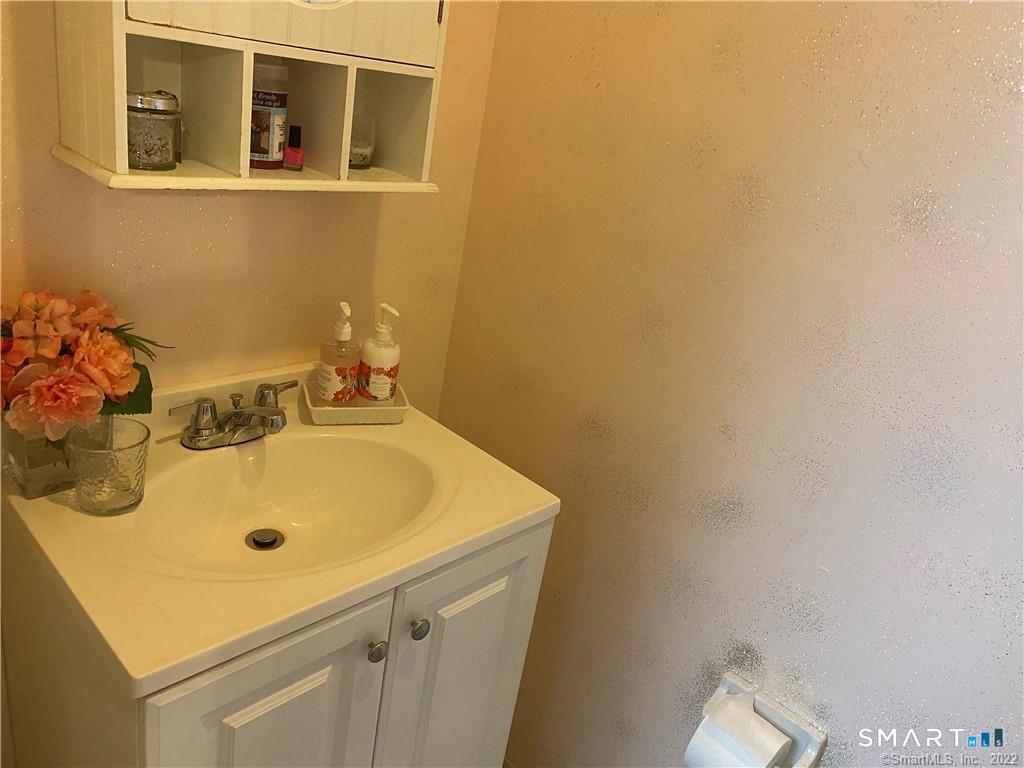1645 Quinnipiac 5 Avenue Property Photo 7