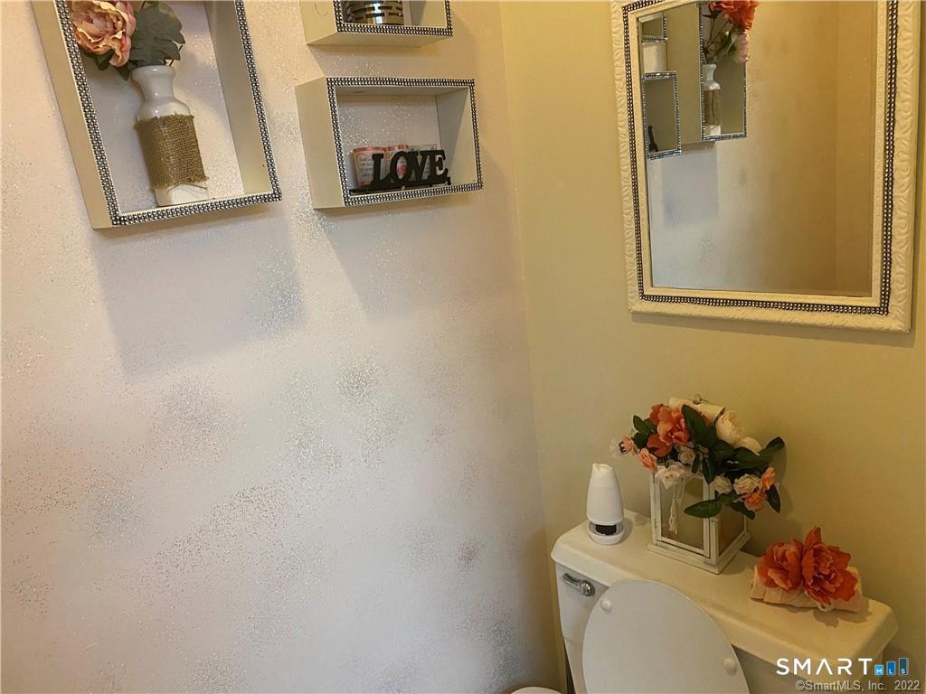 1645 Quinnipiac 5 Avenue Property Photo 8