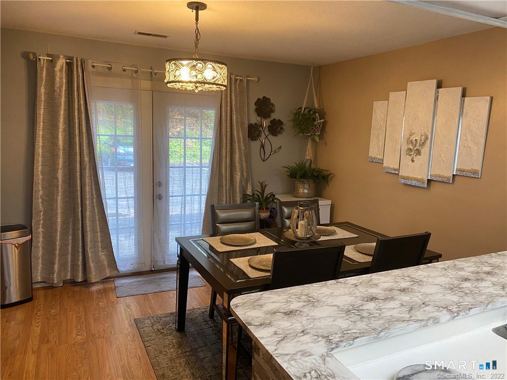1645 Quinnipiac 5 Avenue Property Photo 12