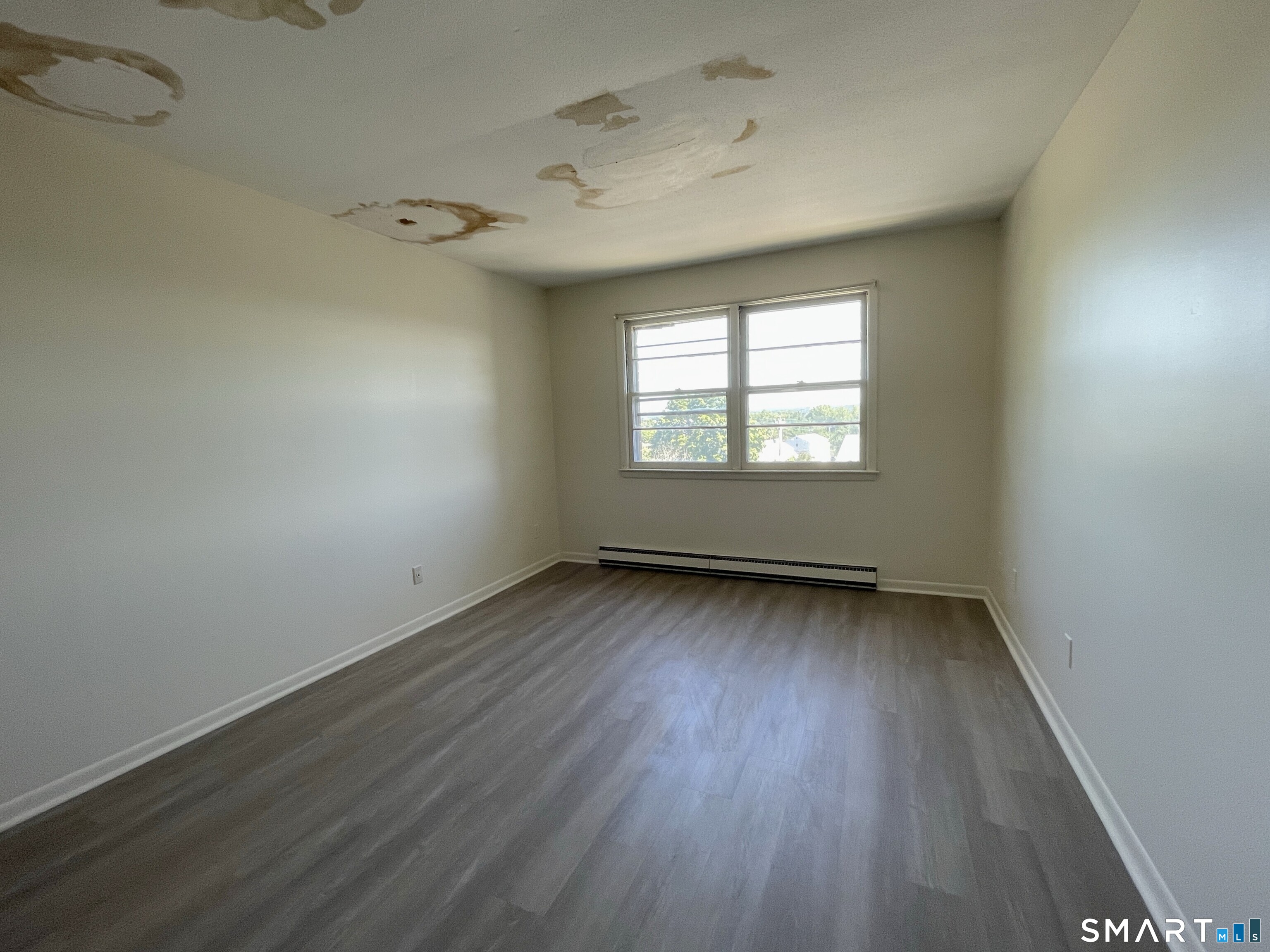 1730 State 404 Street Property Photo 8