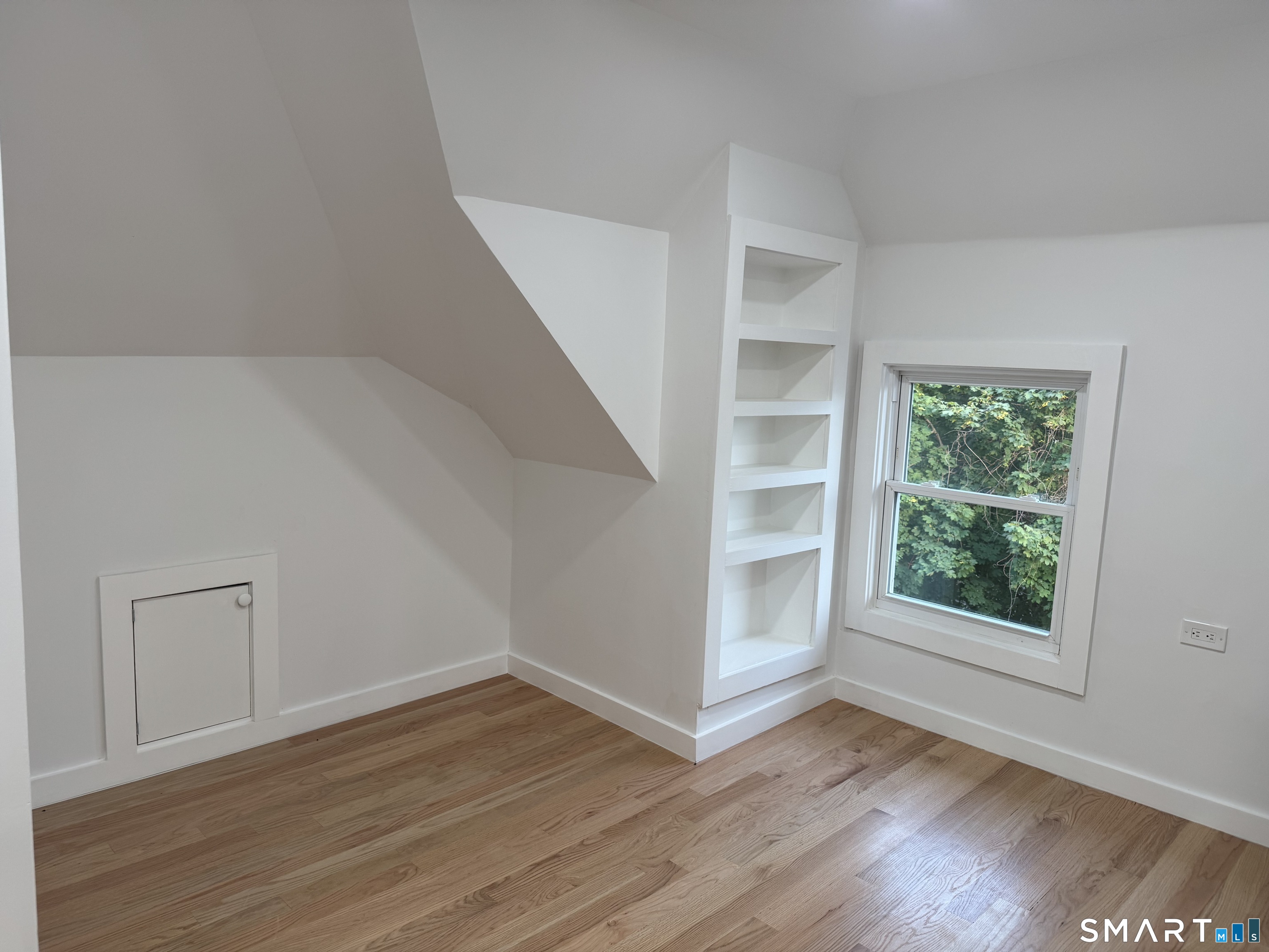 263 Hawley 3rd Floor Avenue Property Photo 17