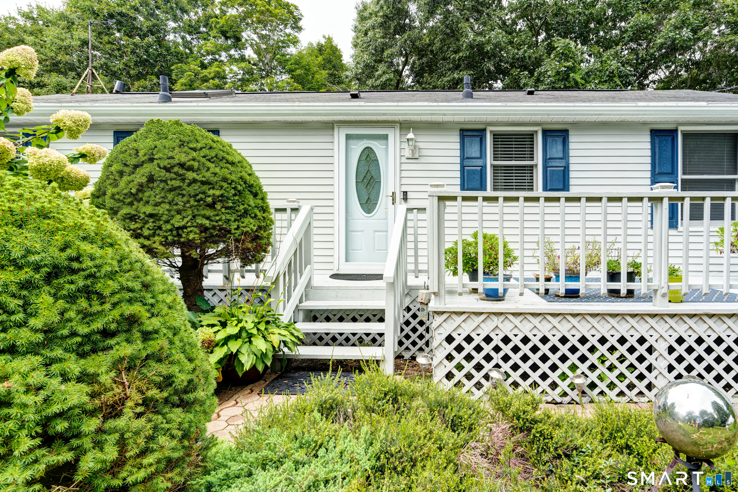 17 Blaine Avenue Property Photo 1