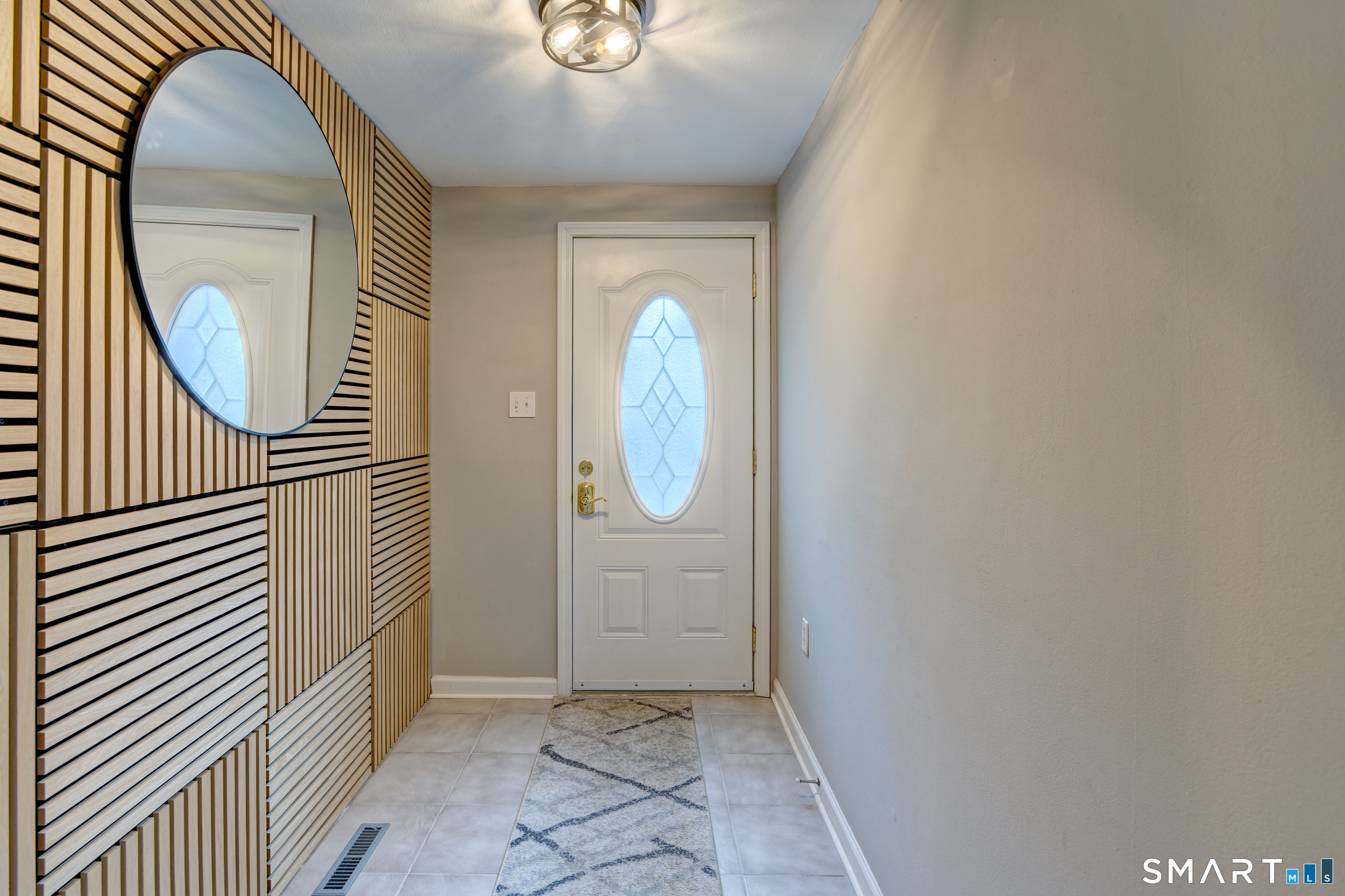 17 Blaine Avenue Property Photo 7