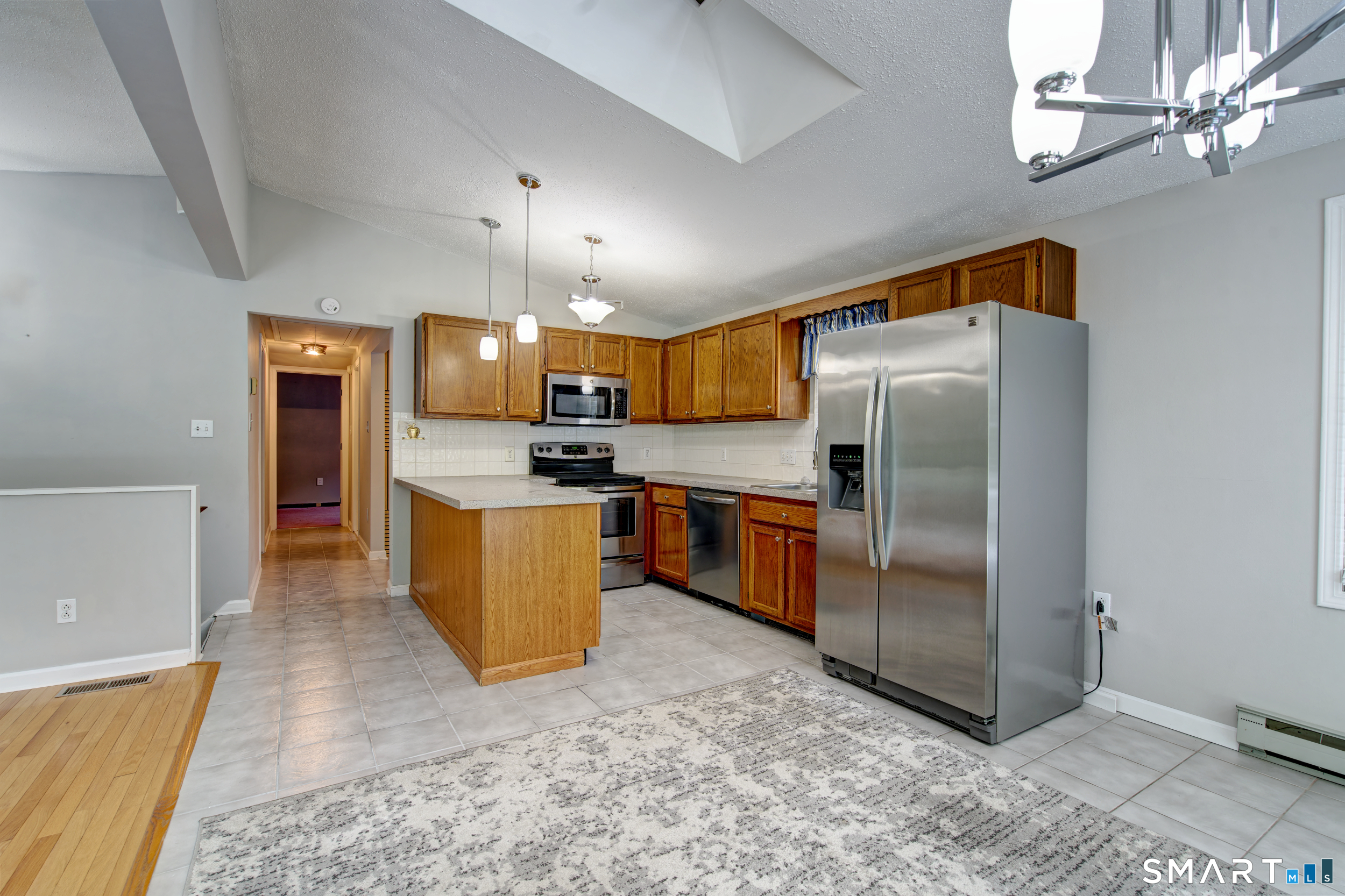 17 Blaine Avenue Property Photo 9