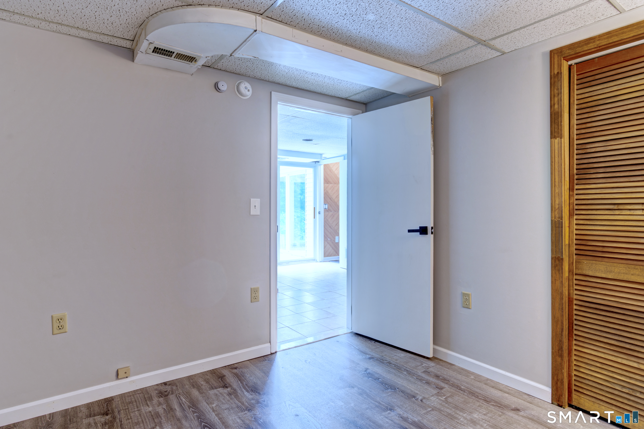 17 Blaine Avenue Property Photo 26